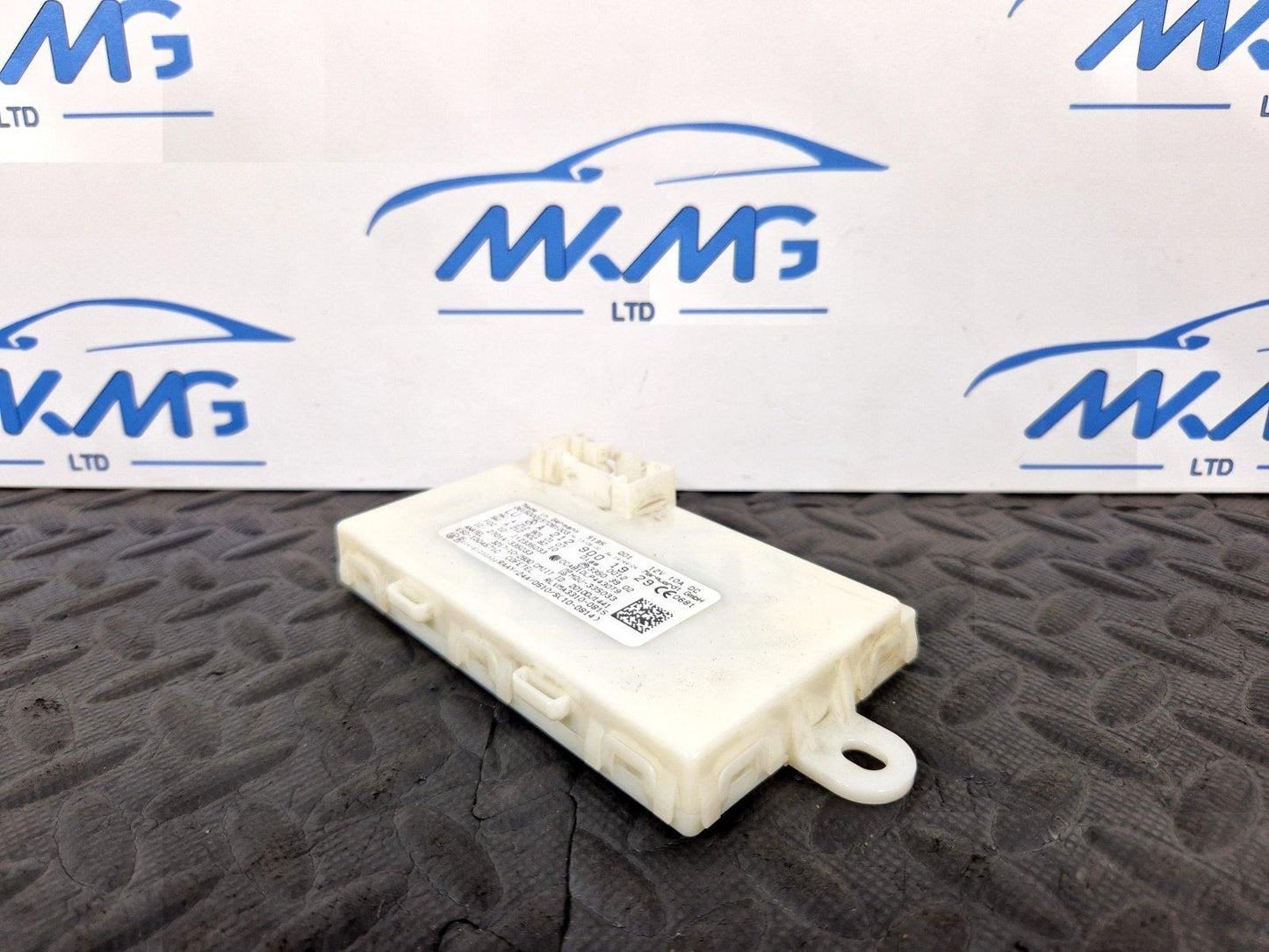 Mercedes-Benz Unknown Part Type A2129001929