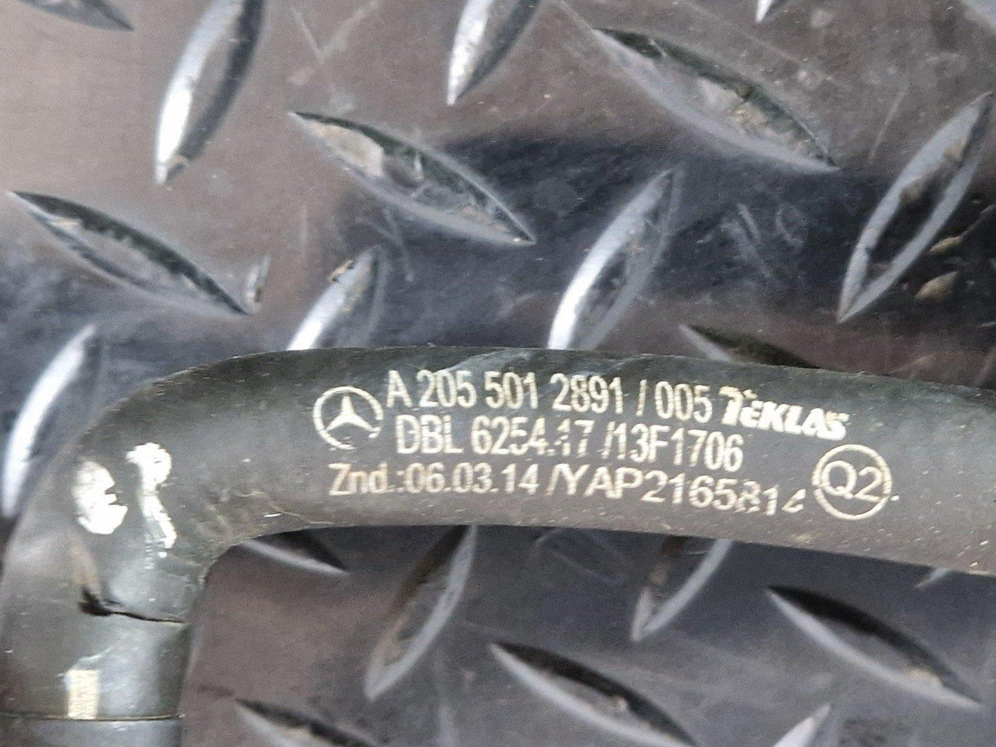16-22 MERCEDES BENZ X253 GENUINE AD BLUE COOLING FEED RETURN LINE A2055012891