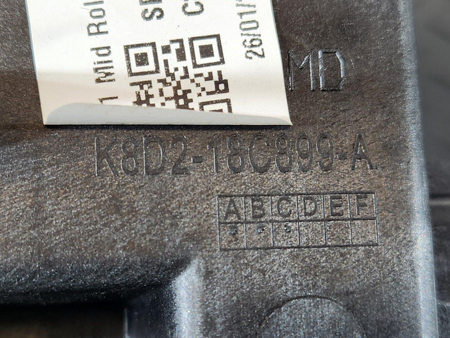 19-ON RANGE ROVER EVOQUE L551 GENUINE RADIO DISPLAY DASH BRACKET K8D218C899A