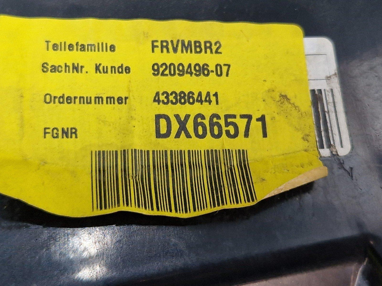 11-18 BMW 6 SERIES F13 GENUINE FRONT EIGHT FOOTWELL TRIM PANEL 9209496
