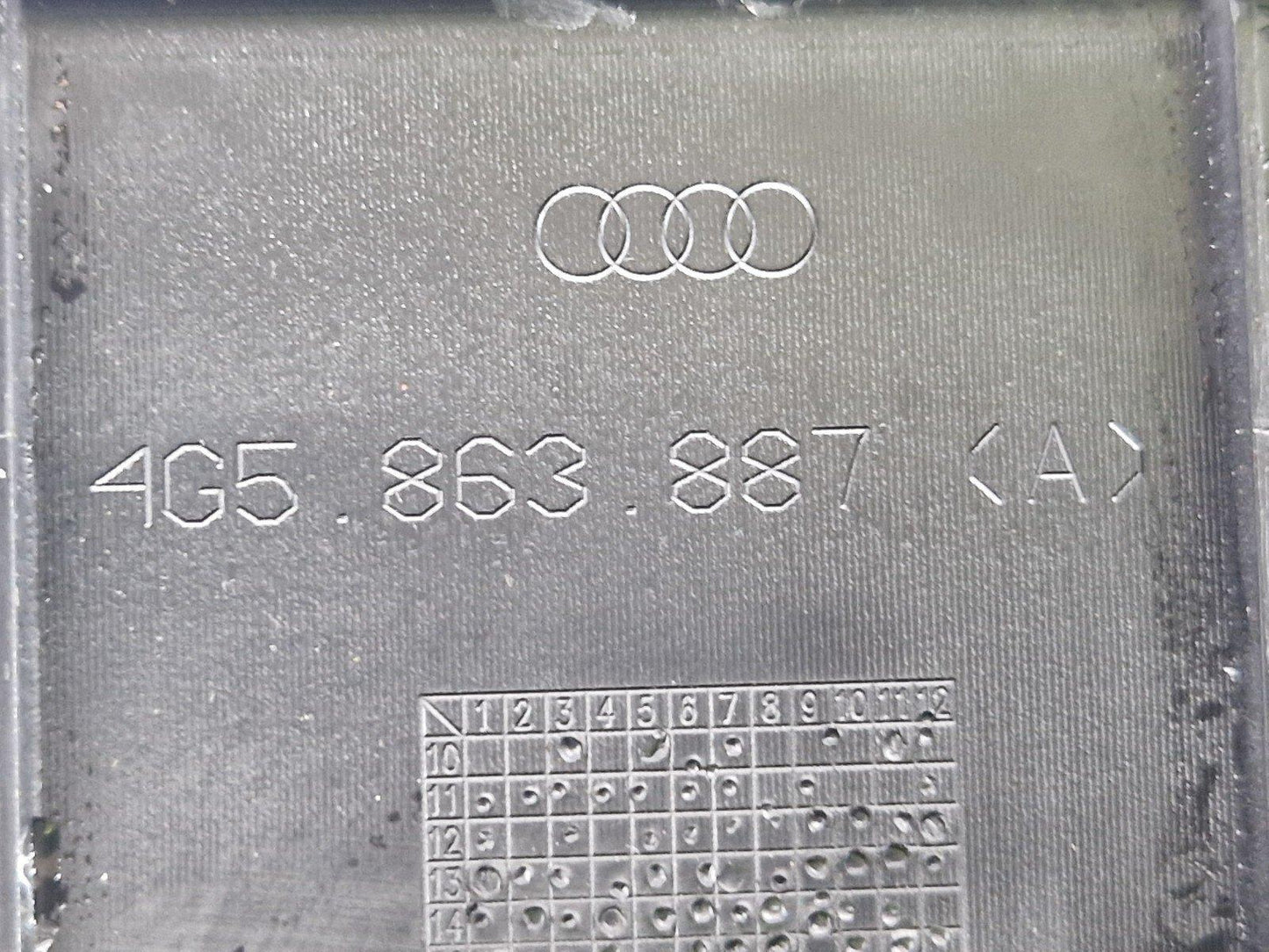 12-18 AUDI A6 C7 REAR LEFT SIDE BOOT PANEL COVER 4G5863887D