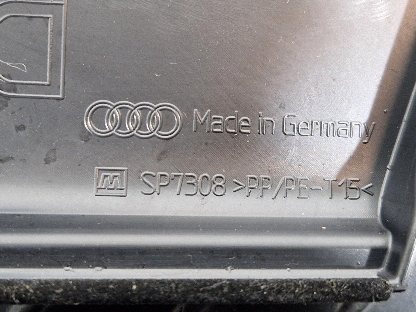 16-19 AUDI A4 AVANT B9 S-LINE RIGHT SIDE B-PILLAR INSIDE TRIM 8W0867294