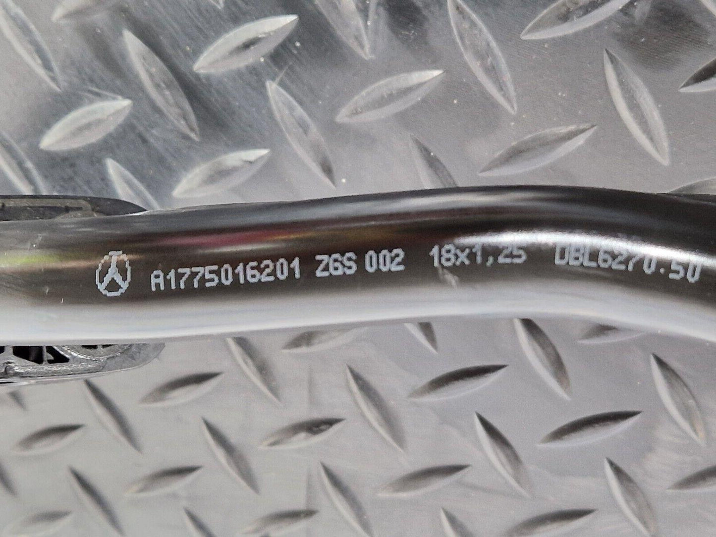 19-ON MERCEDES BENZ CLA C118 GENUINE RADIATOR COOLANT LINE A1775016201