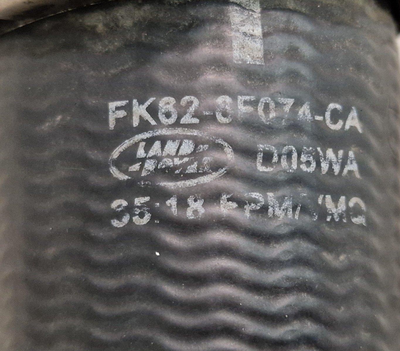 17-ON LAND ROVER DISCOVERY L462 3.0 DIESEL INTERCOOLER HOSE PIPE FK62-8F074-CA