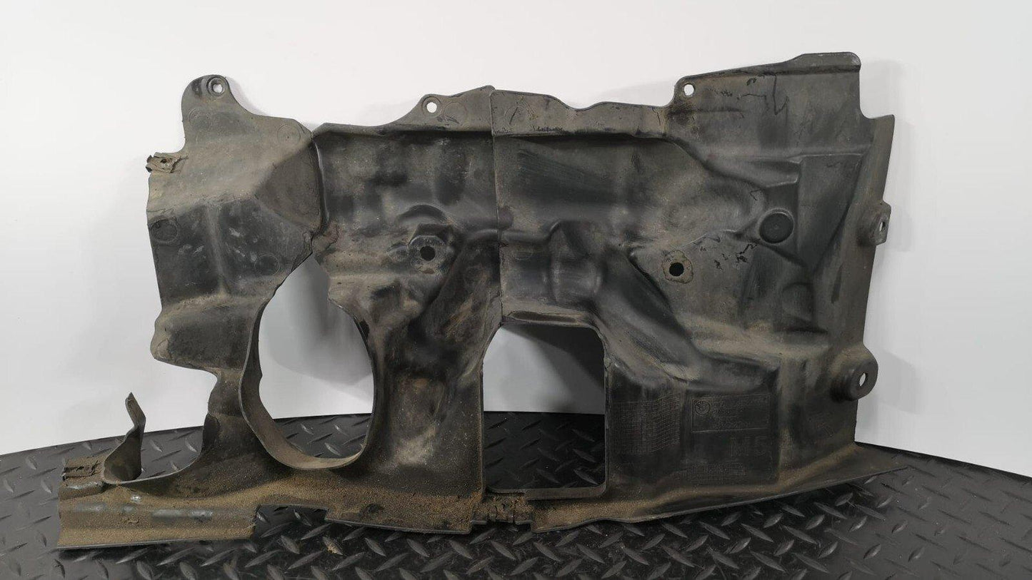 11-16 BMW M5 F10 5-SERIES DRIVER BACK OF ARCH STEERING GEAR COVER 7975446
