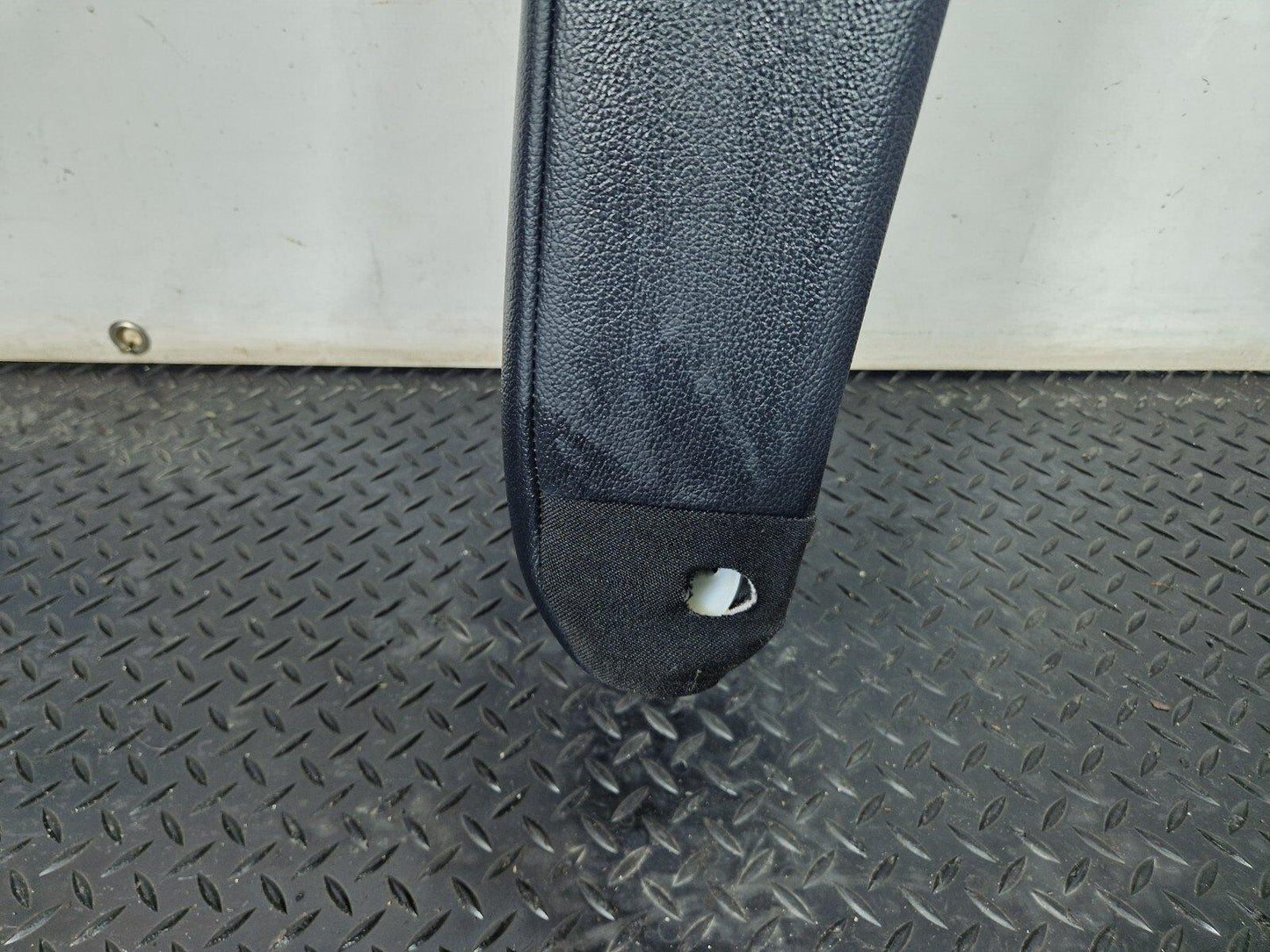 18-ON MERCEDES BENZ A CLASS W177 AMG REAR SEAT LEATHER ARMREST WITH HEADREST