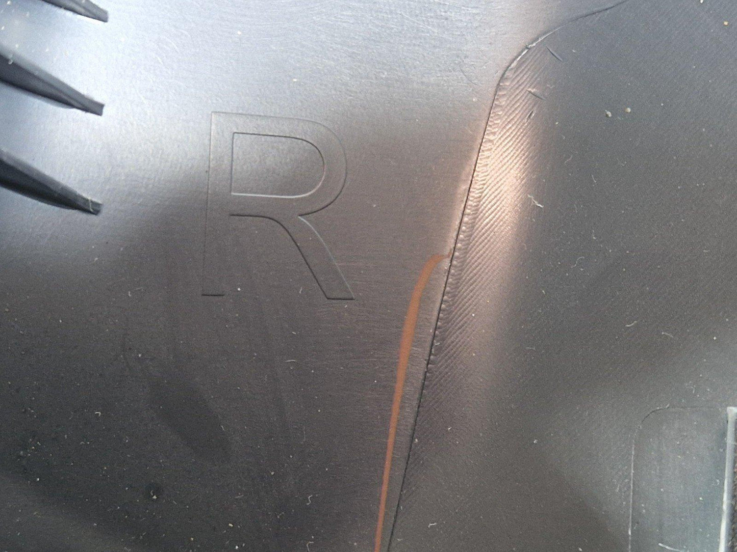 16-19 MERCEDES BENZ GLE W166 GENUINE RIGHT LOWER B PILLAR TRIM A1666902625