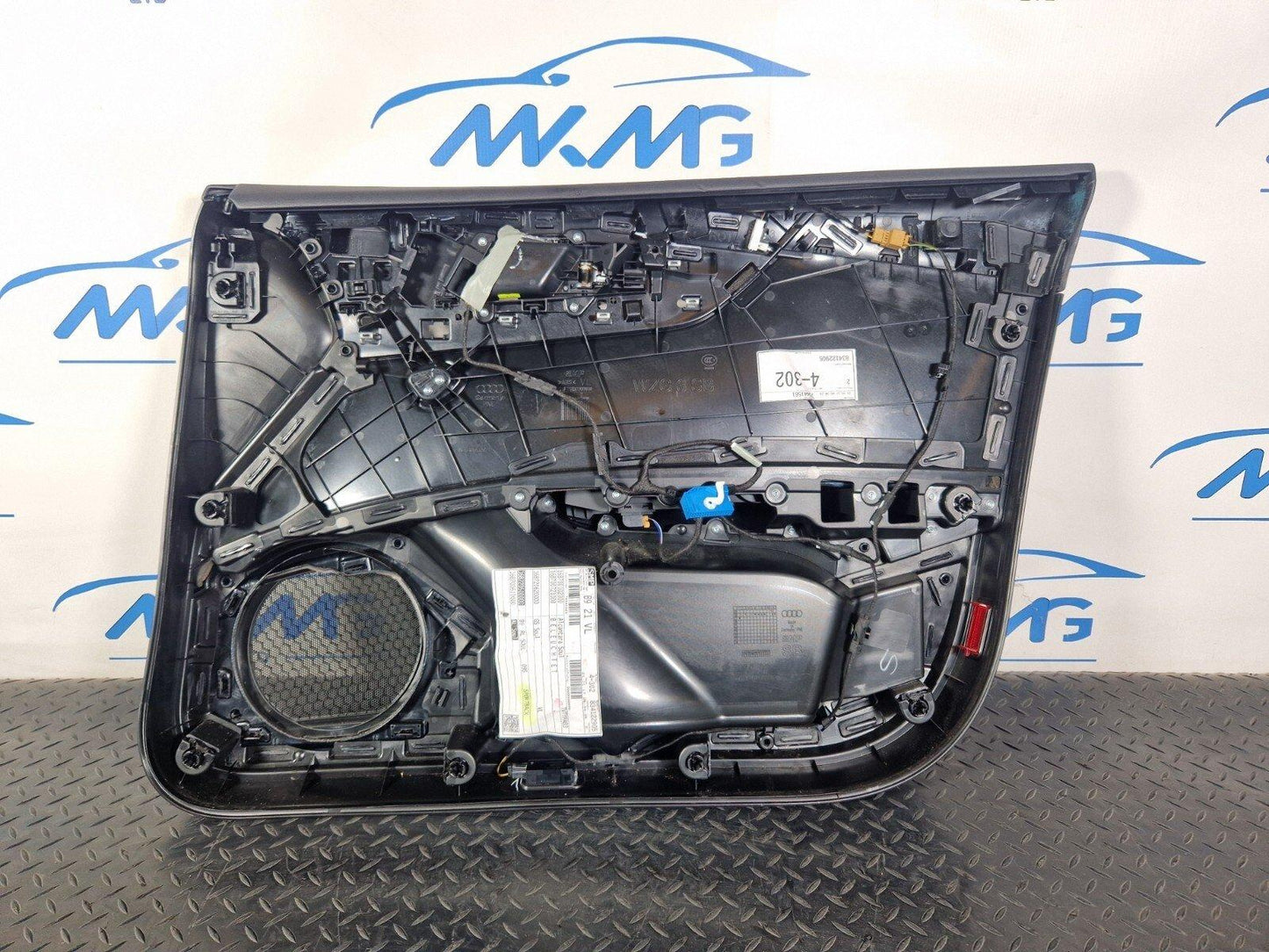 16-23 AUDI A5 F5 SPORTBACK S-LINE FRONT LEFT DOOR CARD PANEL 8W8867133