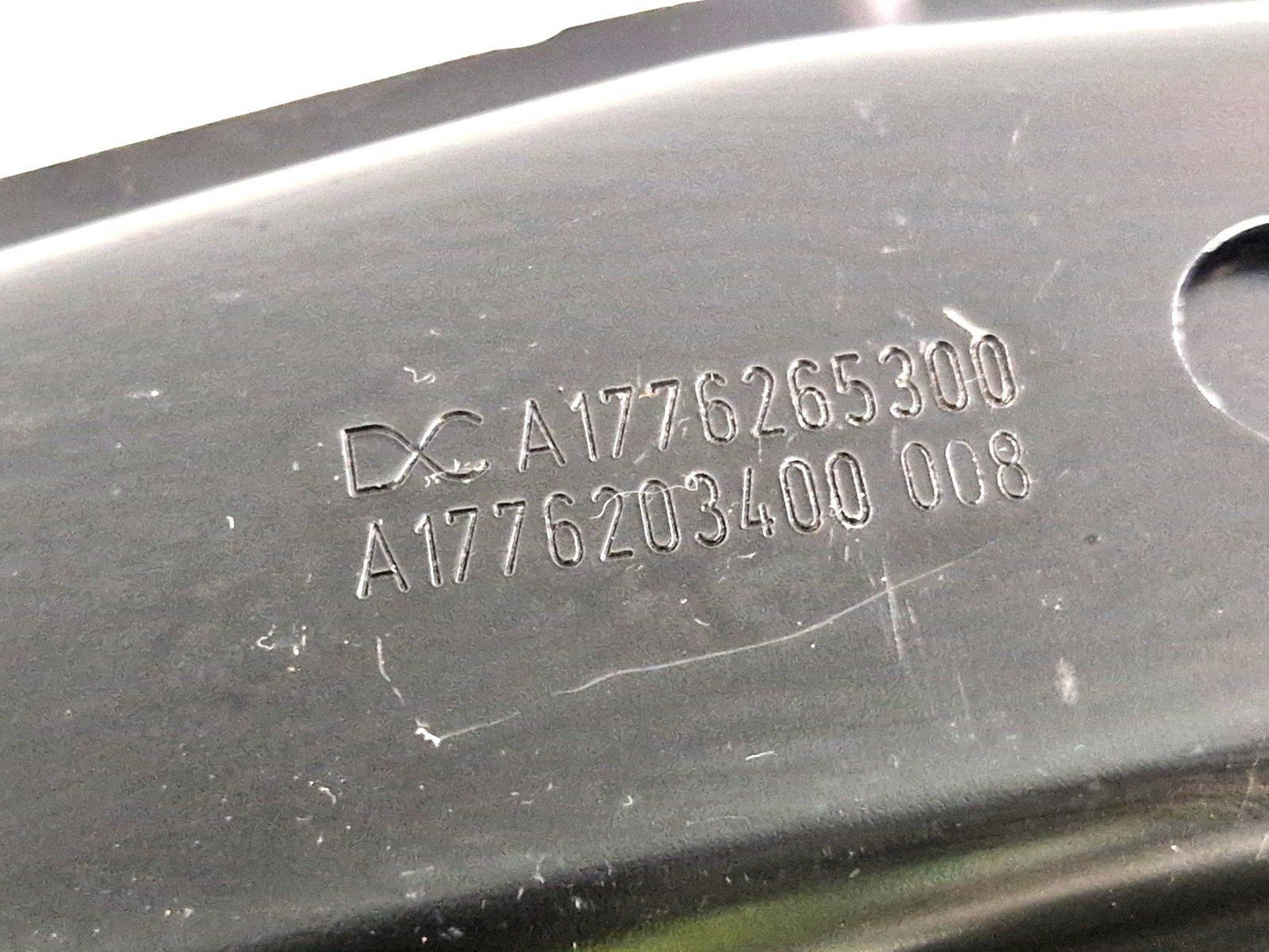 18-ON MERCEDES BENZ A CLASS W177 OEM BATTERY MOUNT HOLDER BRACKET A1776203400