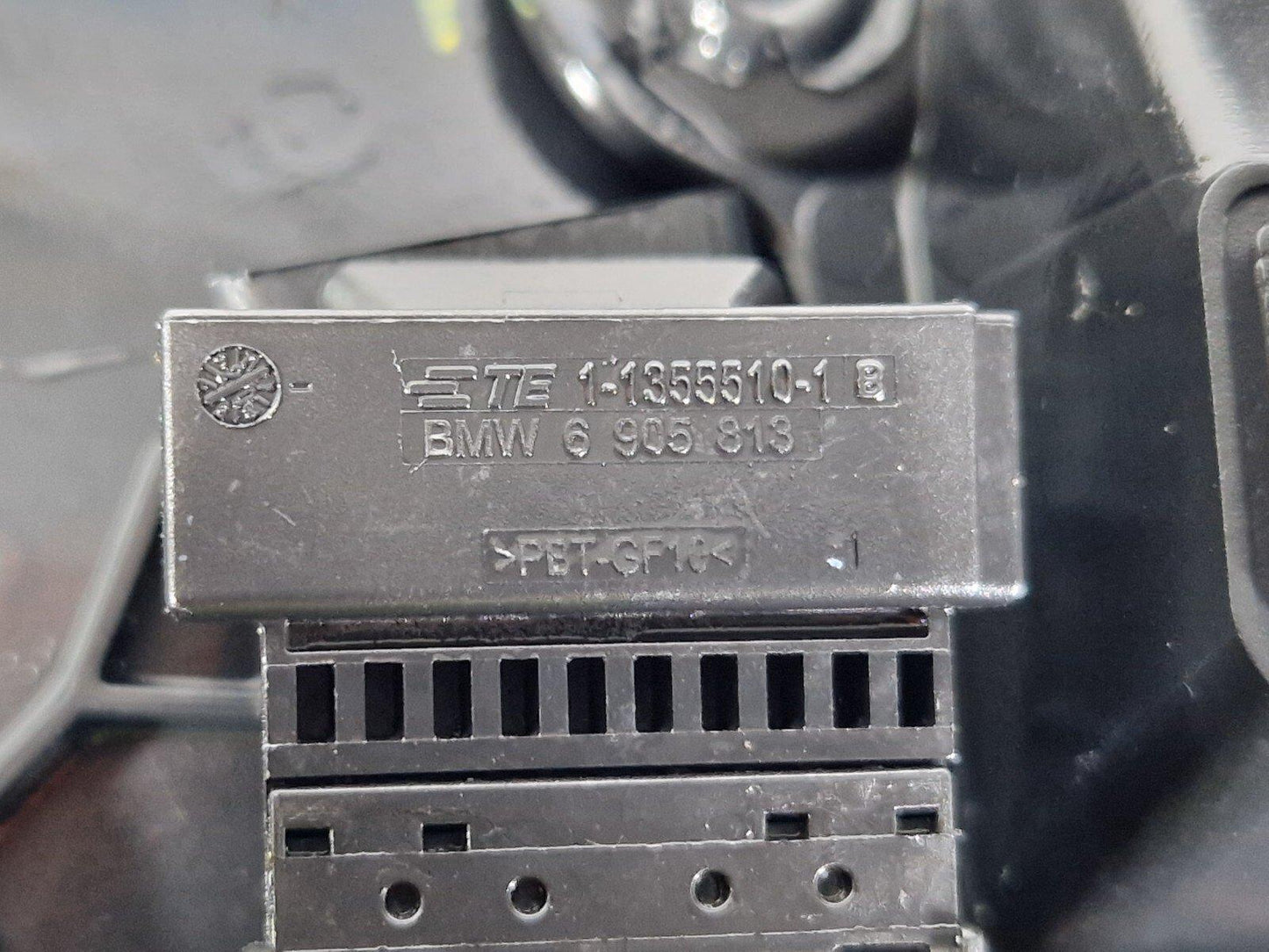 20-24 BMW 1 SERIES F40 FRONT RIGHT DRIVERS SIDE DOOR CARD 9893810