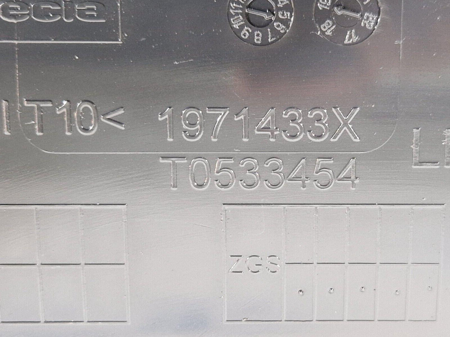 2018-ON MERCEDES BENZ SPRINTER W907 2.2 CDI STORAGE TRIM LEFT A9106803300