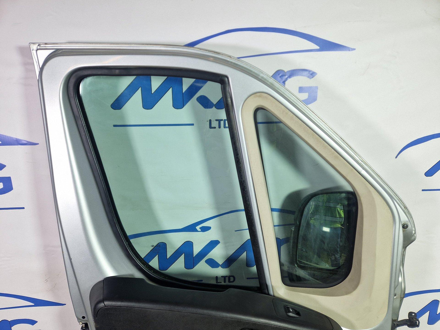 Peugeot Boxer MK3 Cargo Van Front Left Passenger N/S Complete Door in Silver