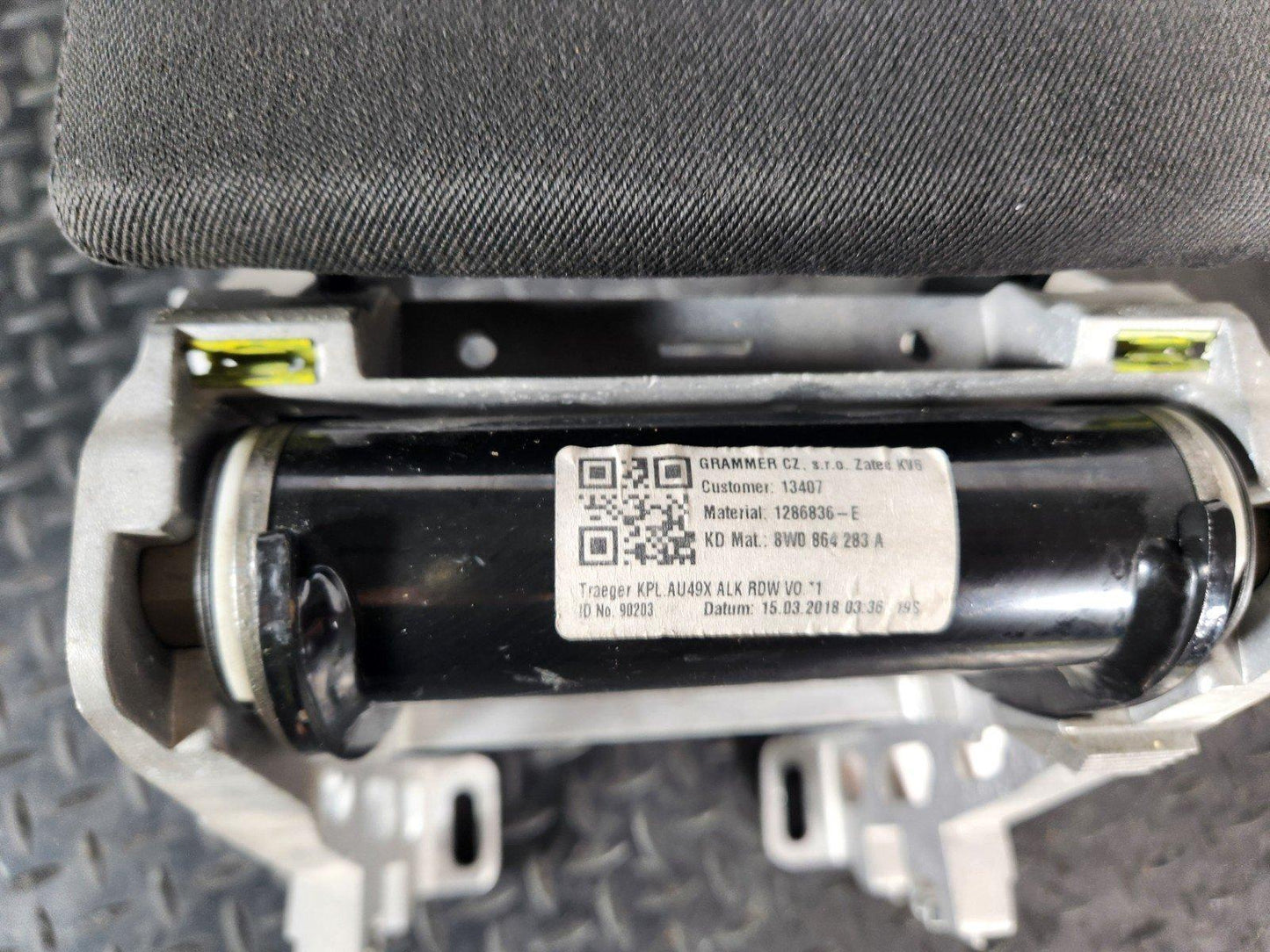 AUDI A5 F5 GENUINE CENTRE CONSOLE ARM REST 8W0864283A