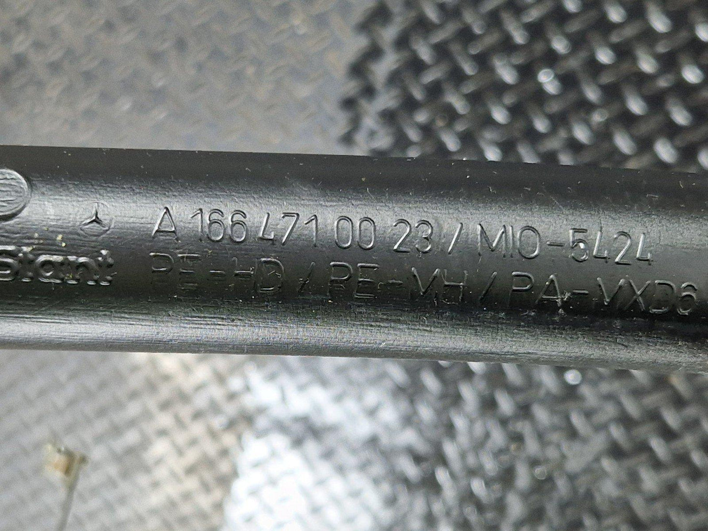Mercedes-Benz Unknown A1664710023