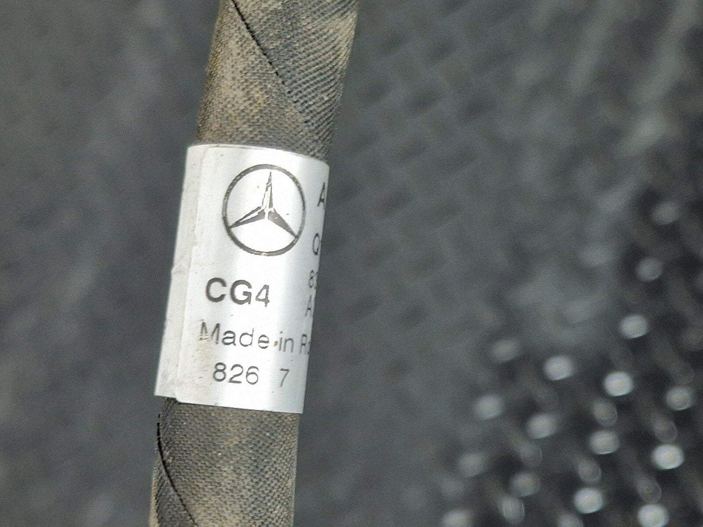 14-21 MERCEDES BENZ C300h W205 HYBRID BATTERY COOLING HOSES A2058306702