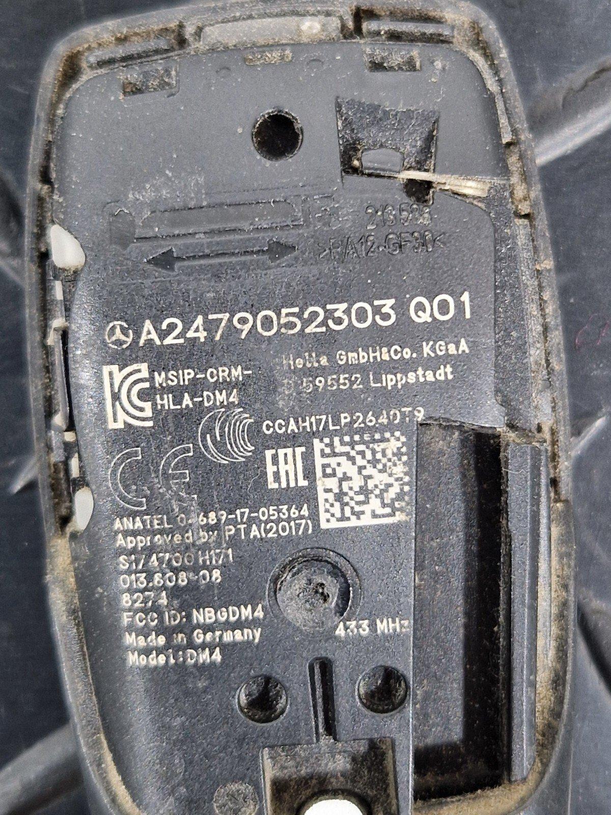 18-ON MERCEDES BENZ SPRINTER W907 SPRINTER KEY FOB REMOTE A2479052303