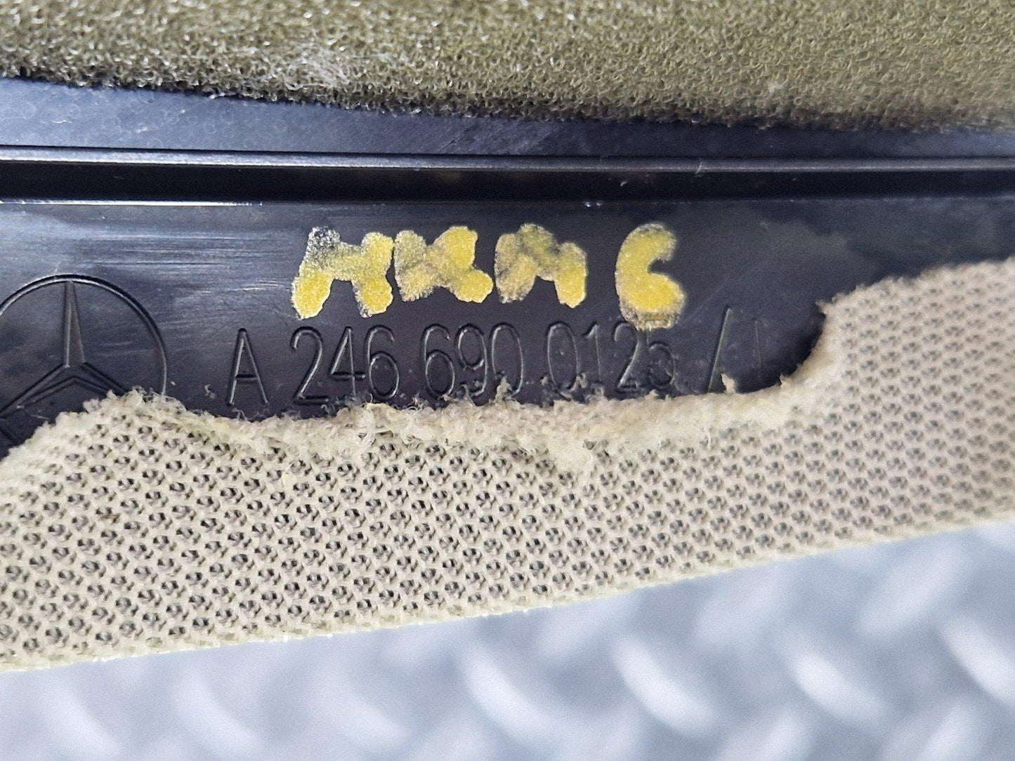12-18 MERCEDES BENZ B-CLASS W246 COVER TRIM A-PILLAR LEFT A2466900125