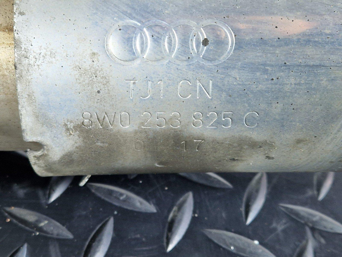 16-19 AUDI A4 B9 EXHAUST FLEXIBLE PIPE 8W0253300AM