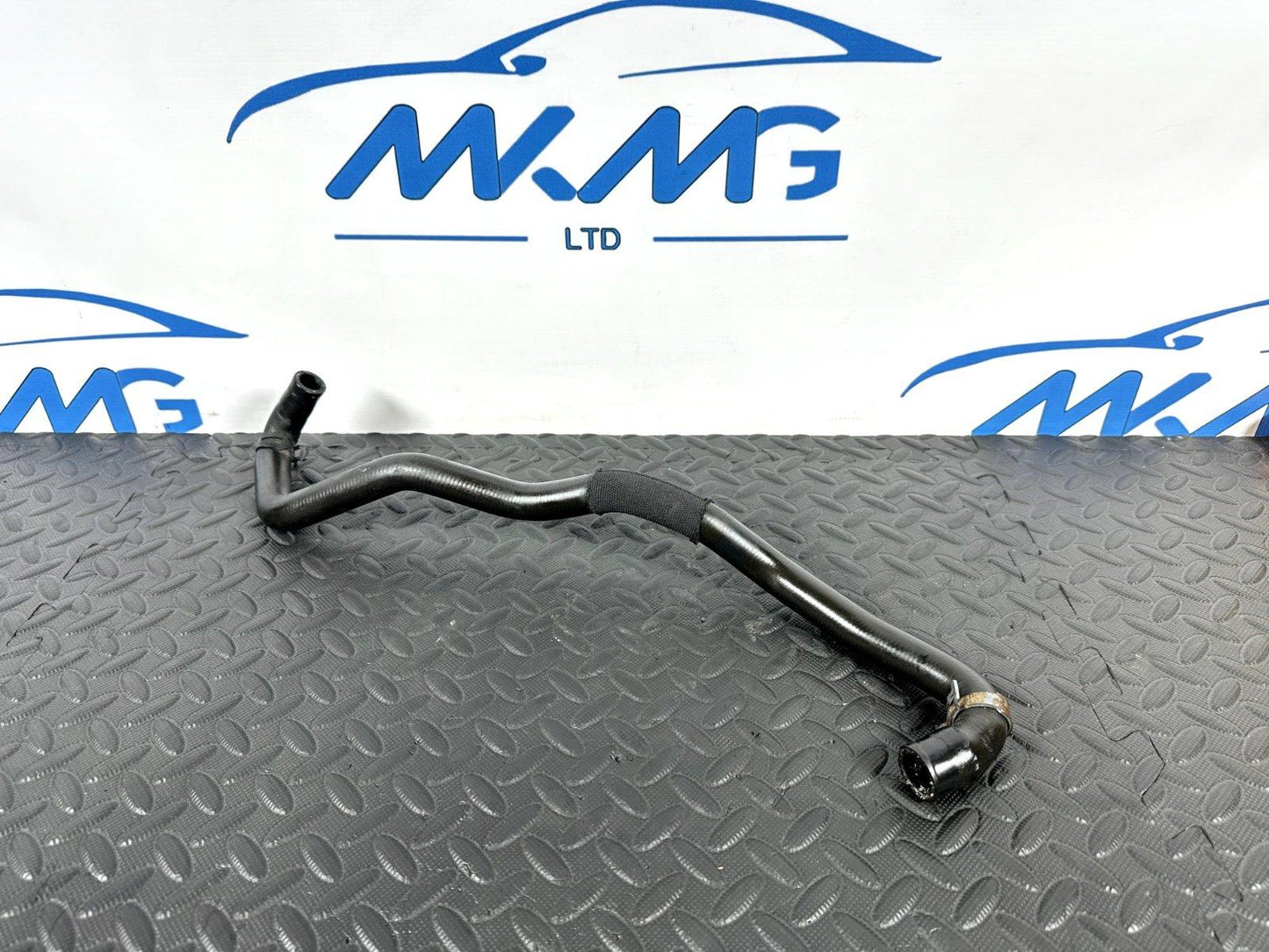 16-19 AUDI A4 B9 GENUINE 1.4 TFSI CVNA ENGINE WATER COOLANT HOSE 8W0145947D