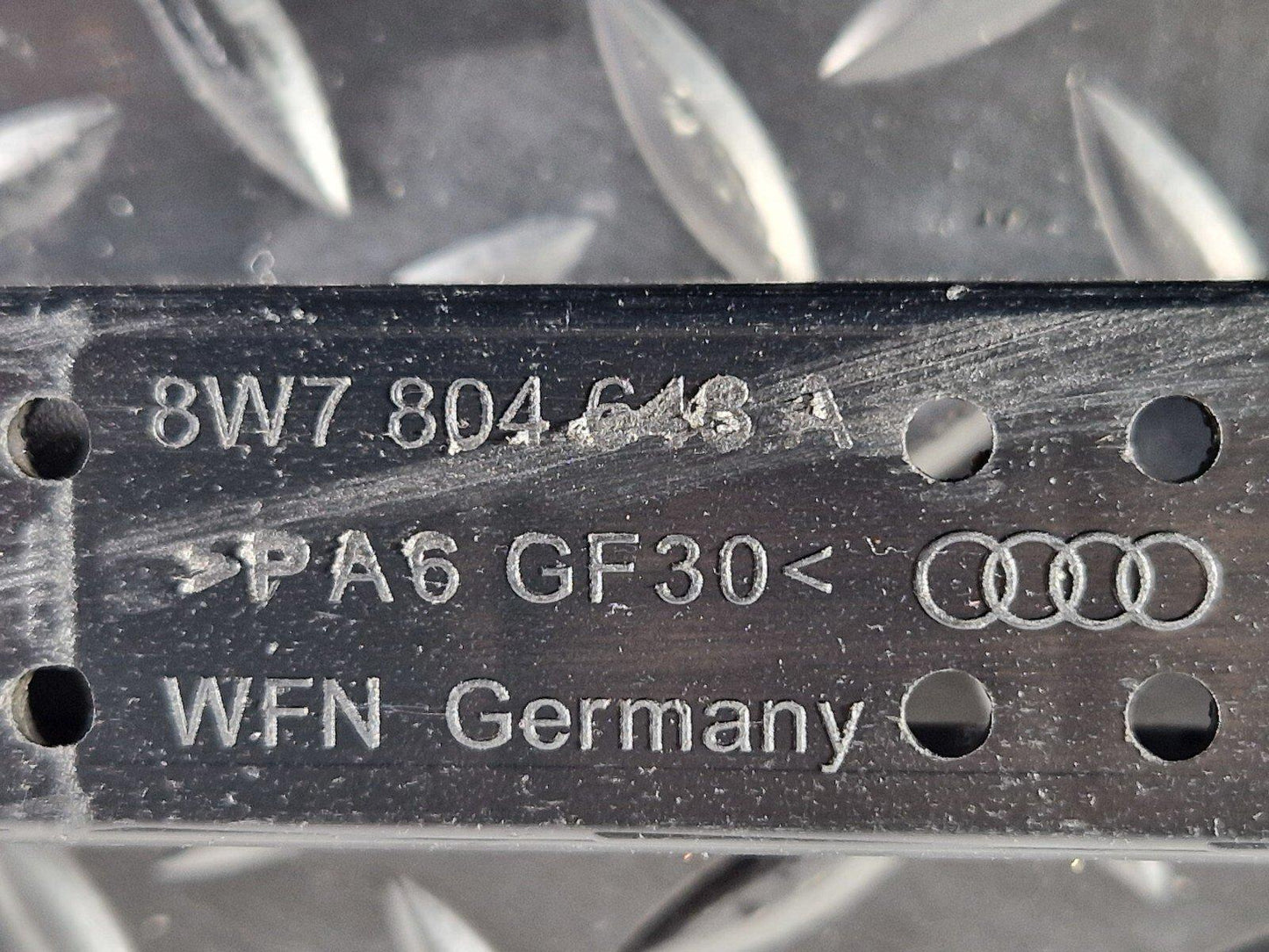 16-24 AUDI A5 F5 CONVERTIBLE GENUINE RIGHT UNDERRUN BAR 8W7804648A