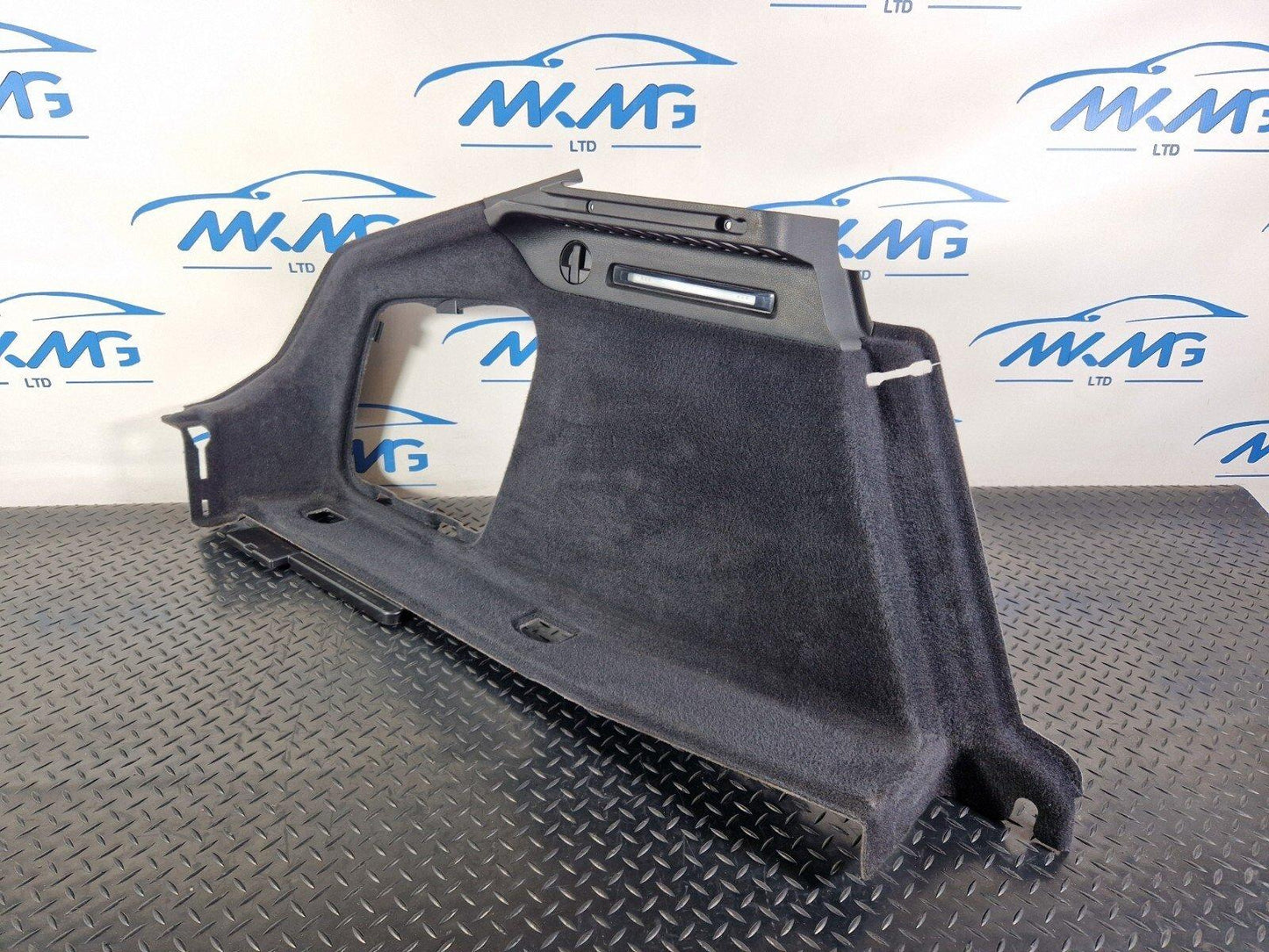 16-23 AUDI A5 F5 SPORTBACK S-LINE BOOT COMPARTMENT PANEL LEFT 8W8863879