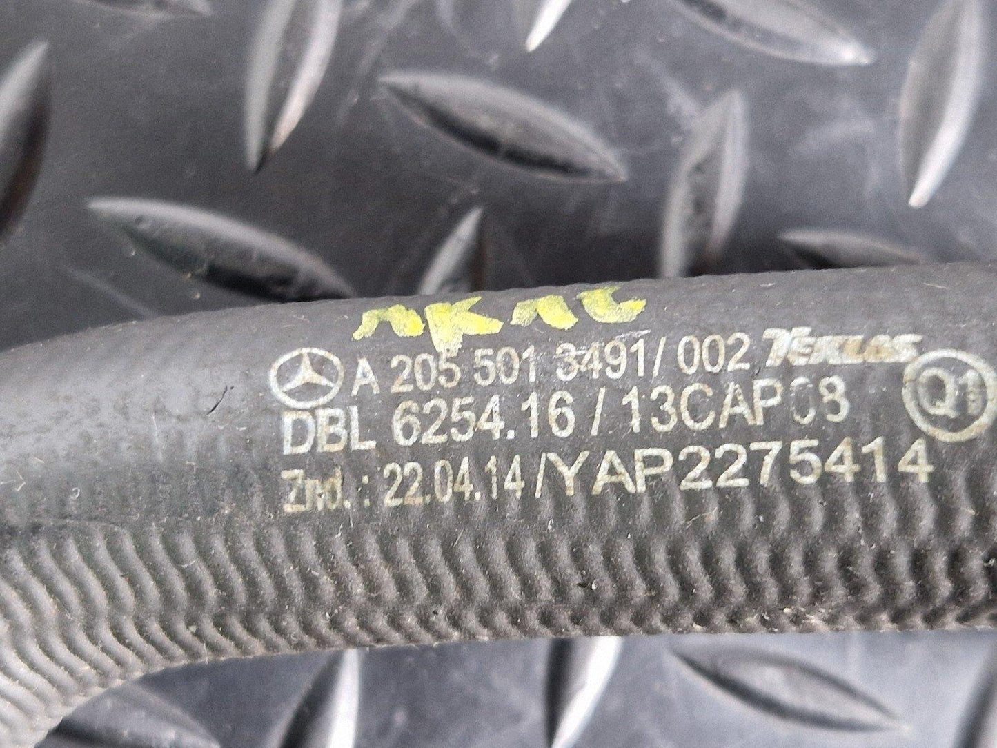 14-21 MERCEDES BENZ W205 GENUINE OEM COOLANT HOSE PIPE A2055013491