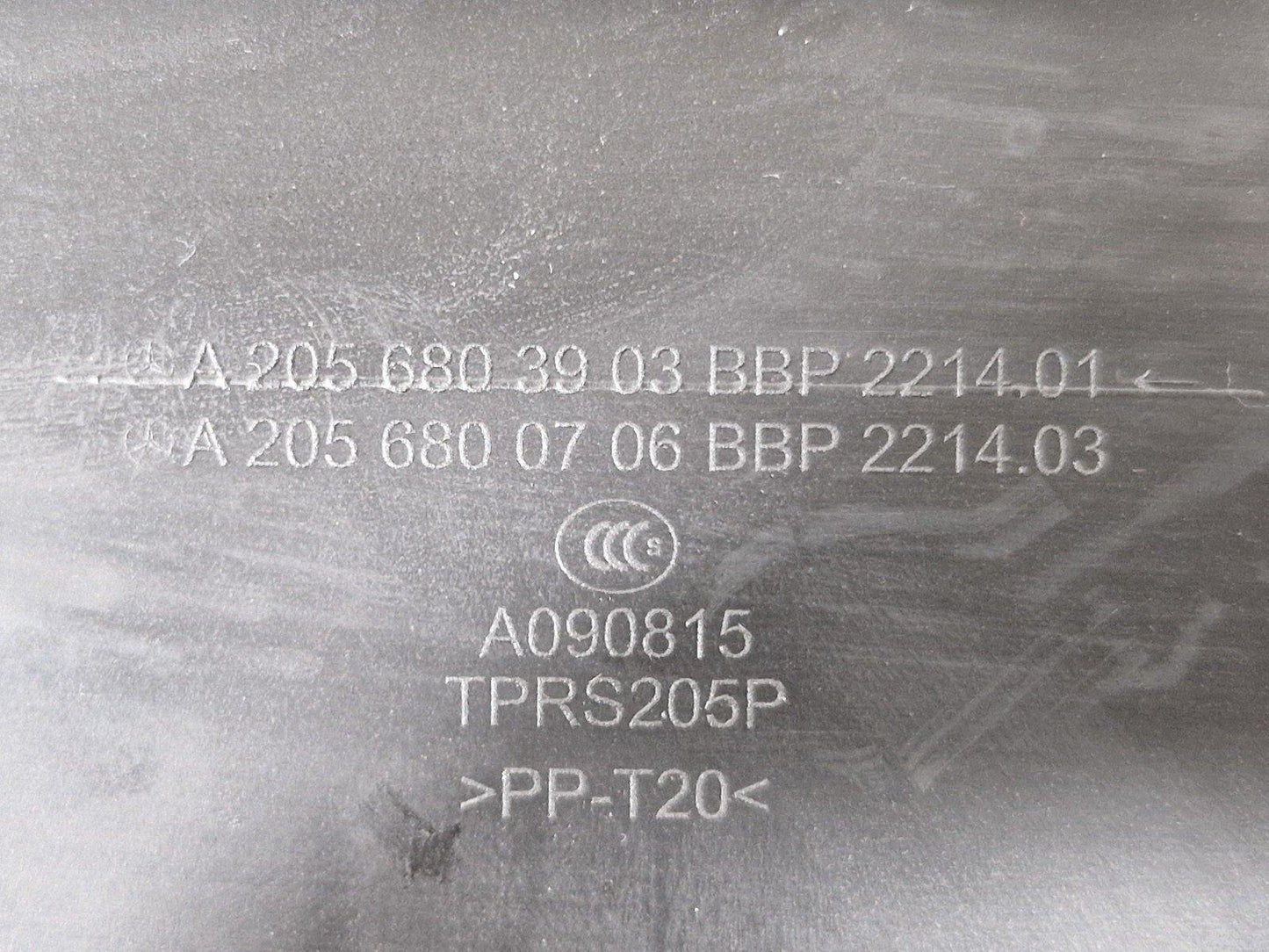 14-21 MERCEDES BENZ C220d W205 WARNING TRIANGLE TRAY A2056803903