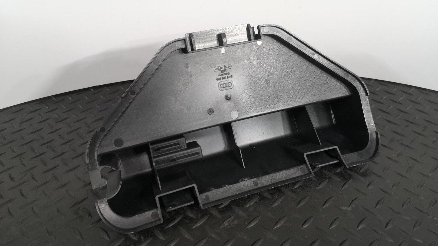 16-19 AUDI A4 B9 S-LINE SALOON GENUINE WARNING TRIANGLE MOUNT 8W5827569