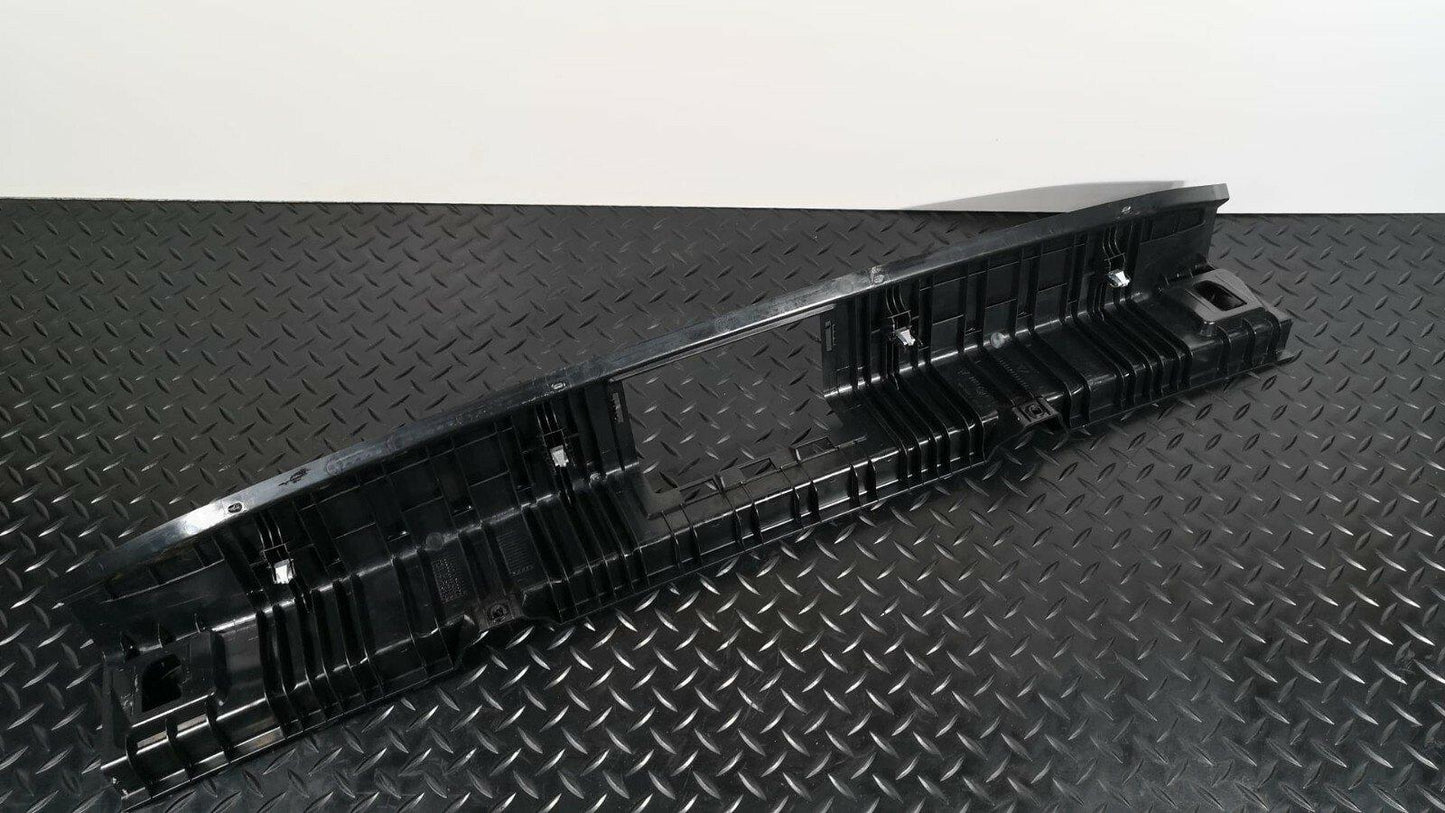 GENUINE BMW X1 E84 TRUNK BOOT PLASTIC SILL PROTECTION COVER TRIM 2990736