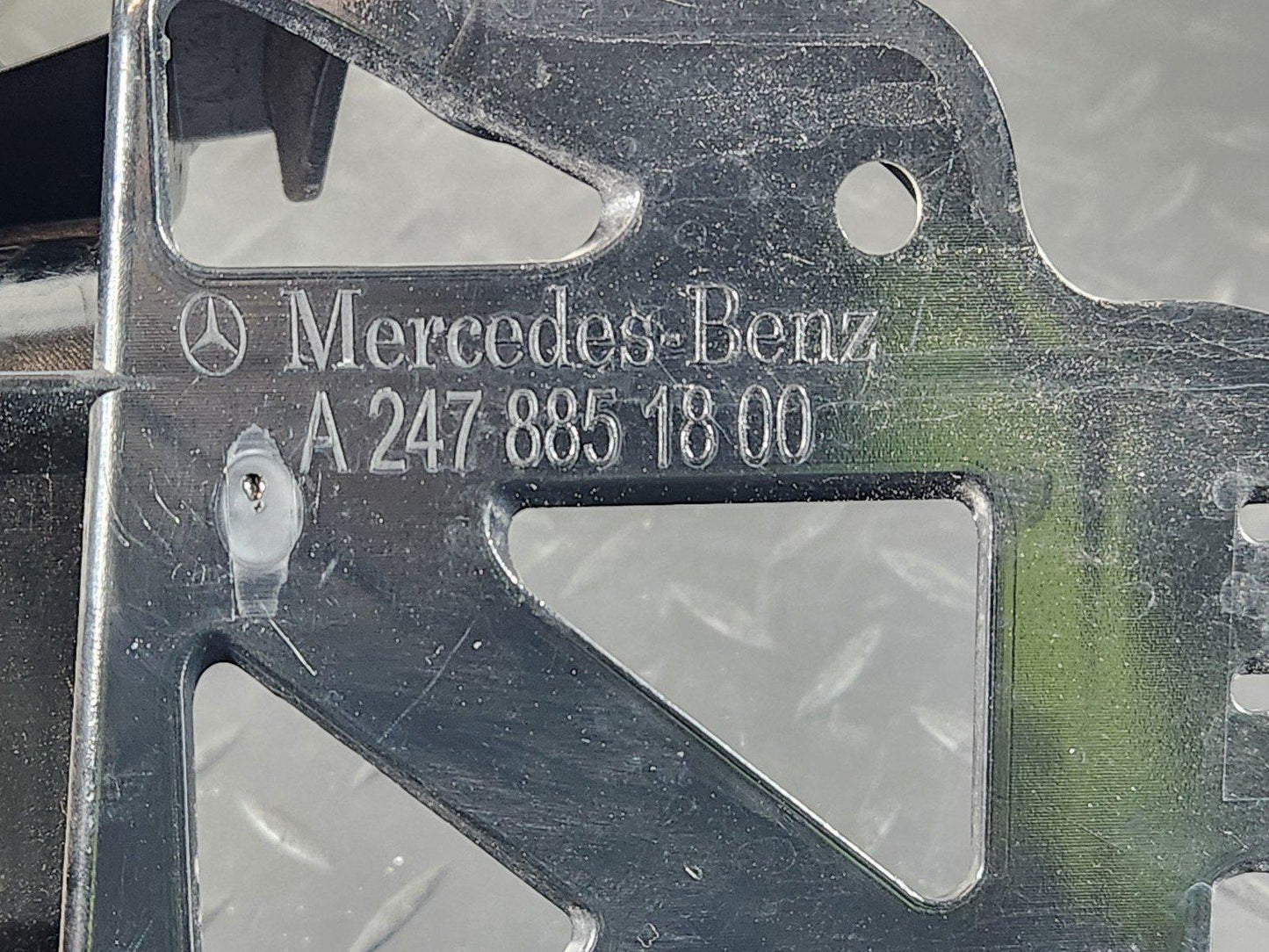 19-ON MERCEDES BENZ B CLASS W247 REAR BUMPER BRACKET LEFT A2478851800