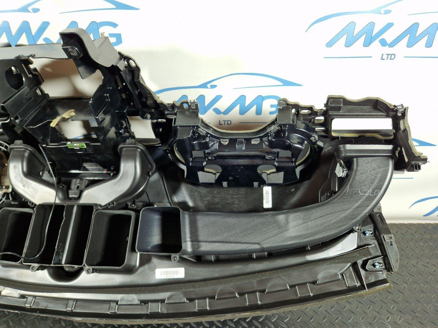 11-19 MERCEDES BENZ ML W166 GENUINE DASHBOARD PANEL WITH SRS A-BAG A1668600302