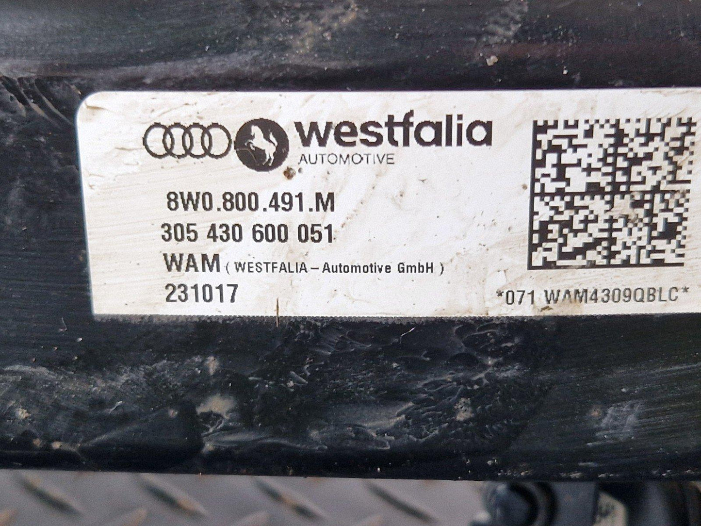 16-19 AUDI A4 B9 WESTFALIA ELECTRIC TOW BAR 8W0959245 8W0800491M