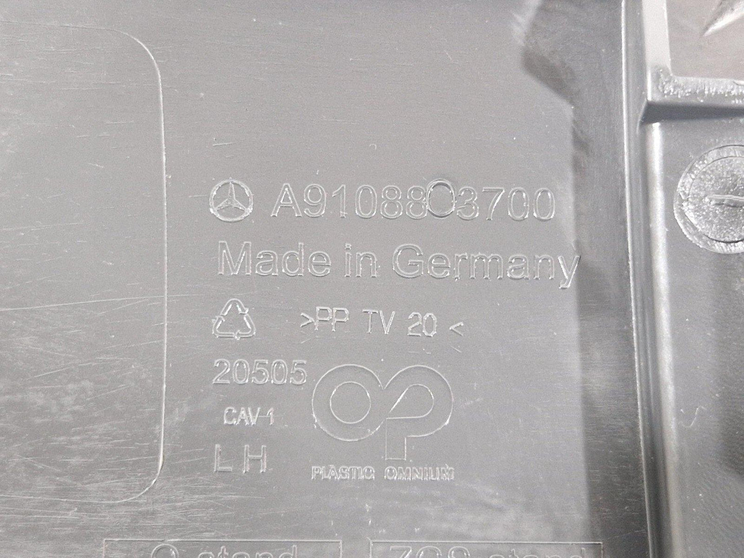 2018-ON MERCEDES BENZ SPRINTER W907 LEFT REAR BUMPER CORNER PART A9108803700
