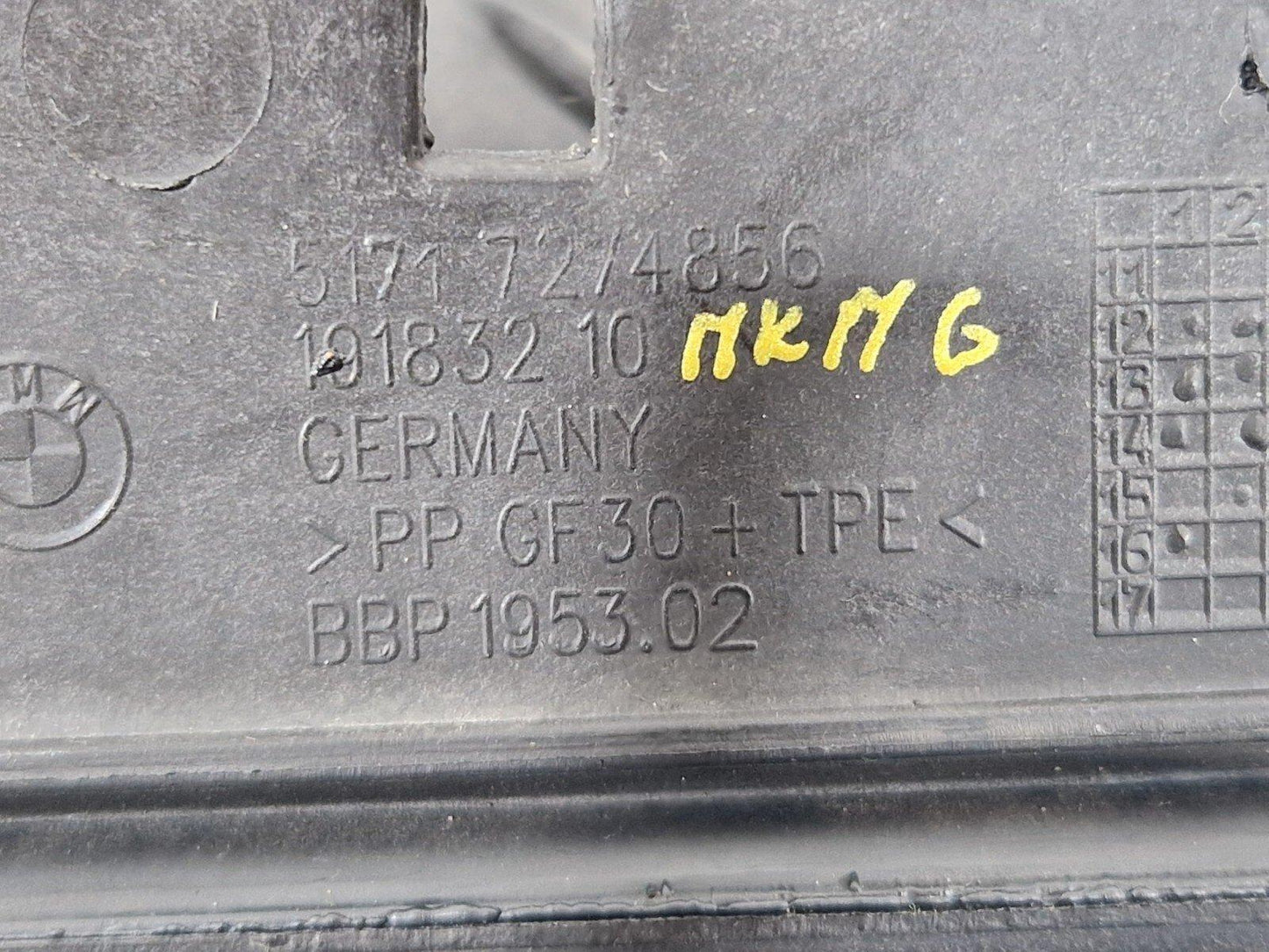 12-18 BMW 3 SERIES F30 LCI GENUINE COLUMN TRIM PANEL UPPER RIGHT 7274856