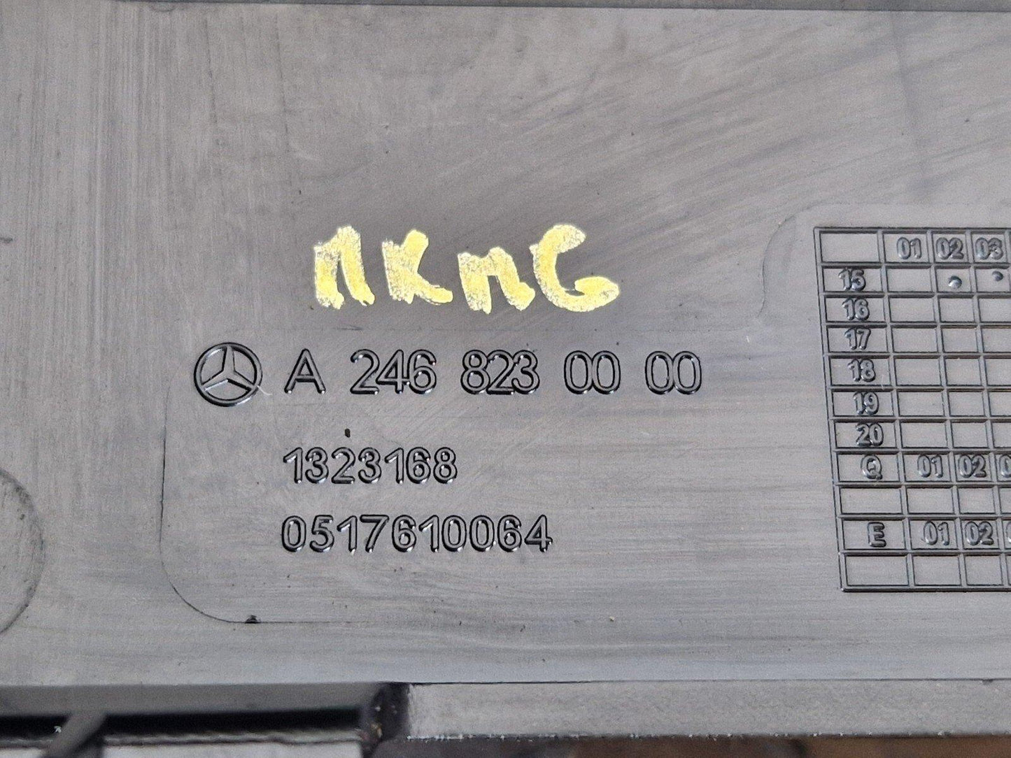 13-19 MERCEDES BENZ CLA C117 AMG GENUINE CENTRE CONSOLE TRIM COVER A2468230000