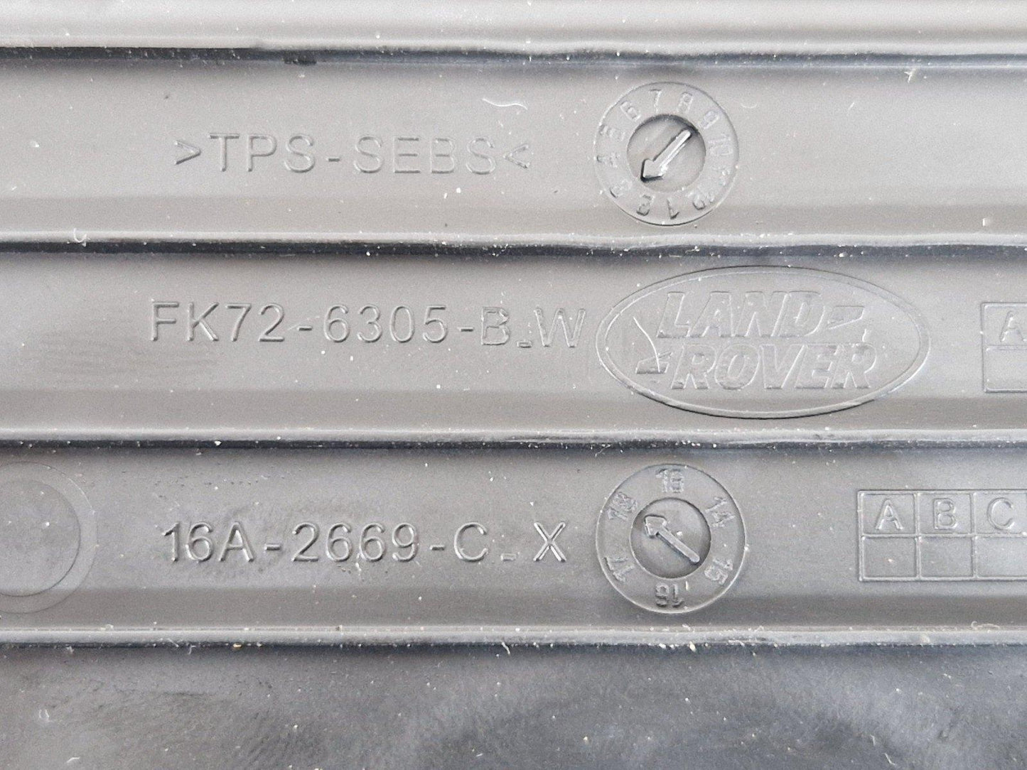 14-19 LAND ROVER L550 DISCOVERY SPORT INSERT TRAY RUBBER MAT FK72-6305-BW