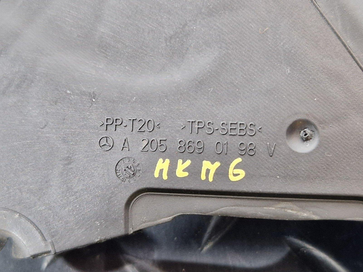 14-21 MERCEDES BENZ C200 W205 SEAL LONGITUDINAL MEMBER (FILLER NECK) A2058690198