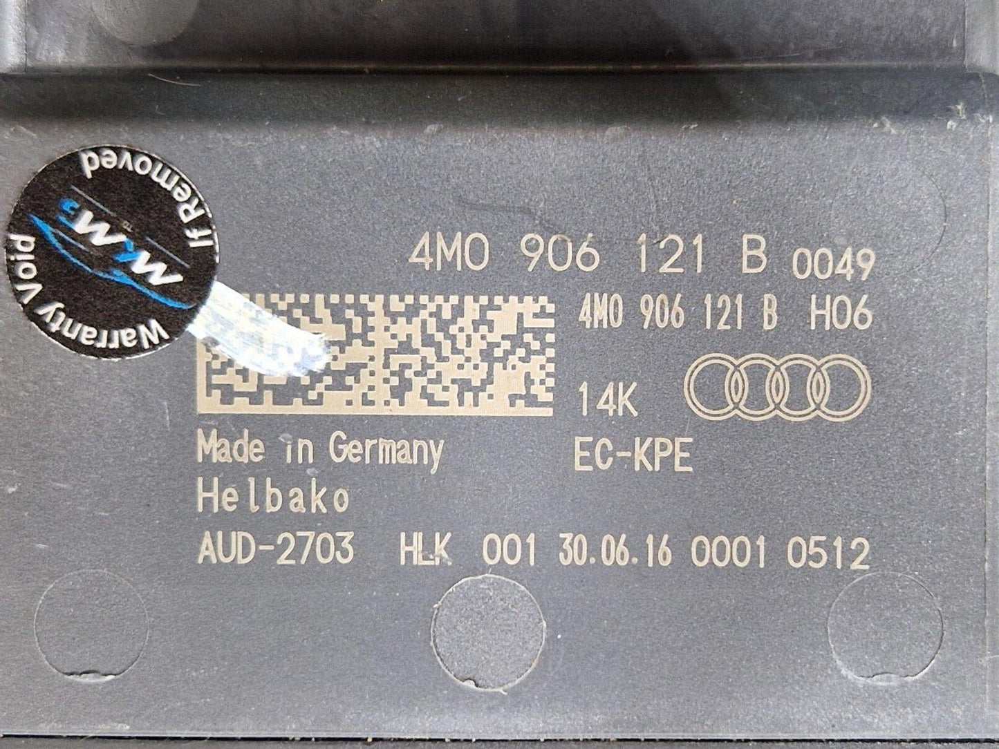 16-19 AUDI A4 AVANT B9 S-LINE GENUINE FUEL PUMP CONTROL MODULE 4M0906121B