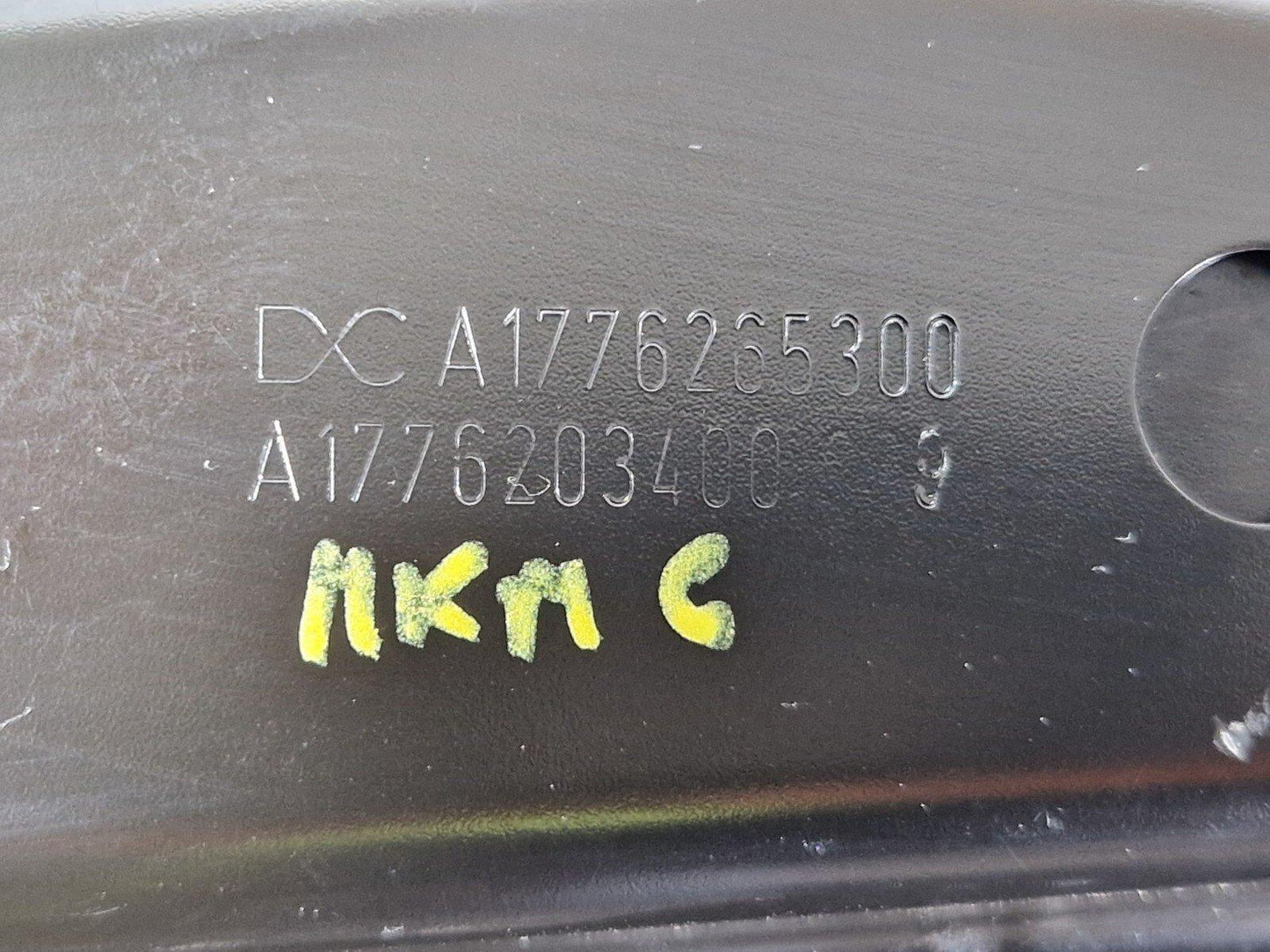 18-ON MERCEDES BENZ A CLASS W177 OEM BATTERY MOUNT HOLDER BRACKET A1776203400