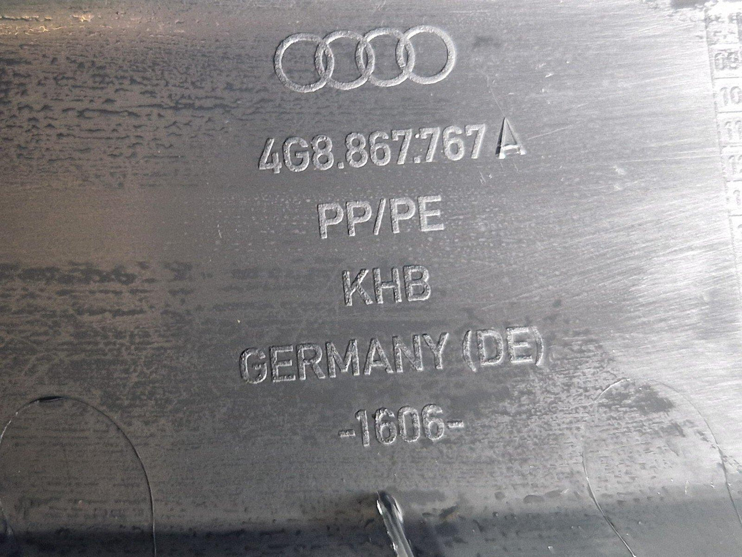 10-18 AUDI A7 4G S-LINE LEFT NSR C PILLAR LOWER SILL TRIM COVER 4G8867767A