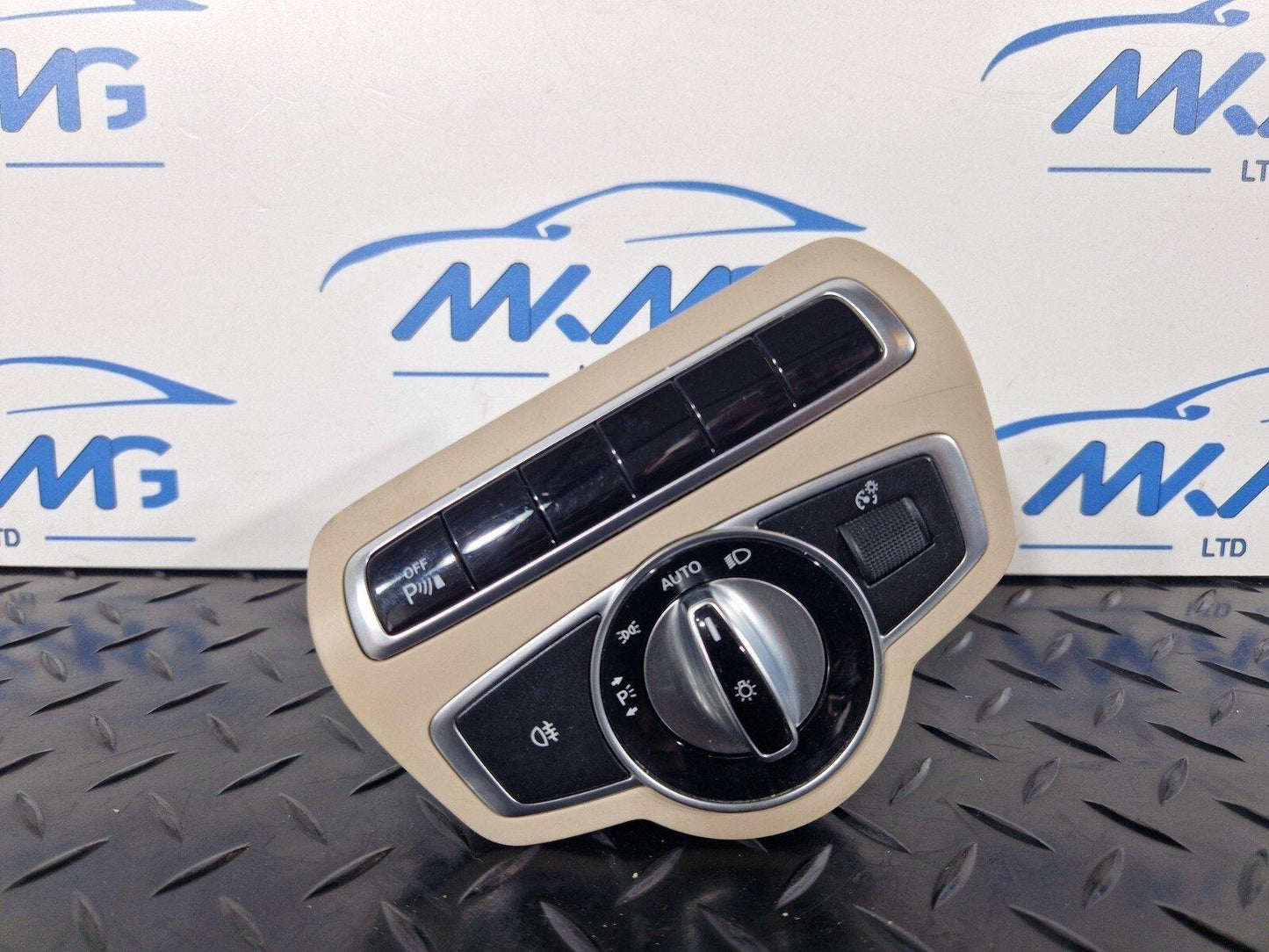 14-21 MERCEDES BENZ C350e W205 HEADLIGHTS & PDC CONTROL SWITCH A2059057007