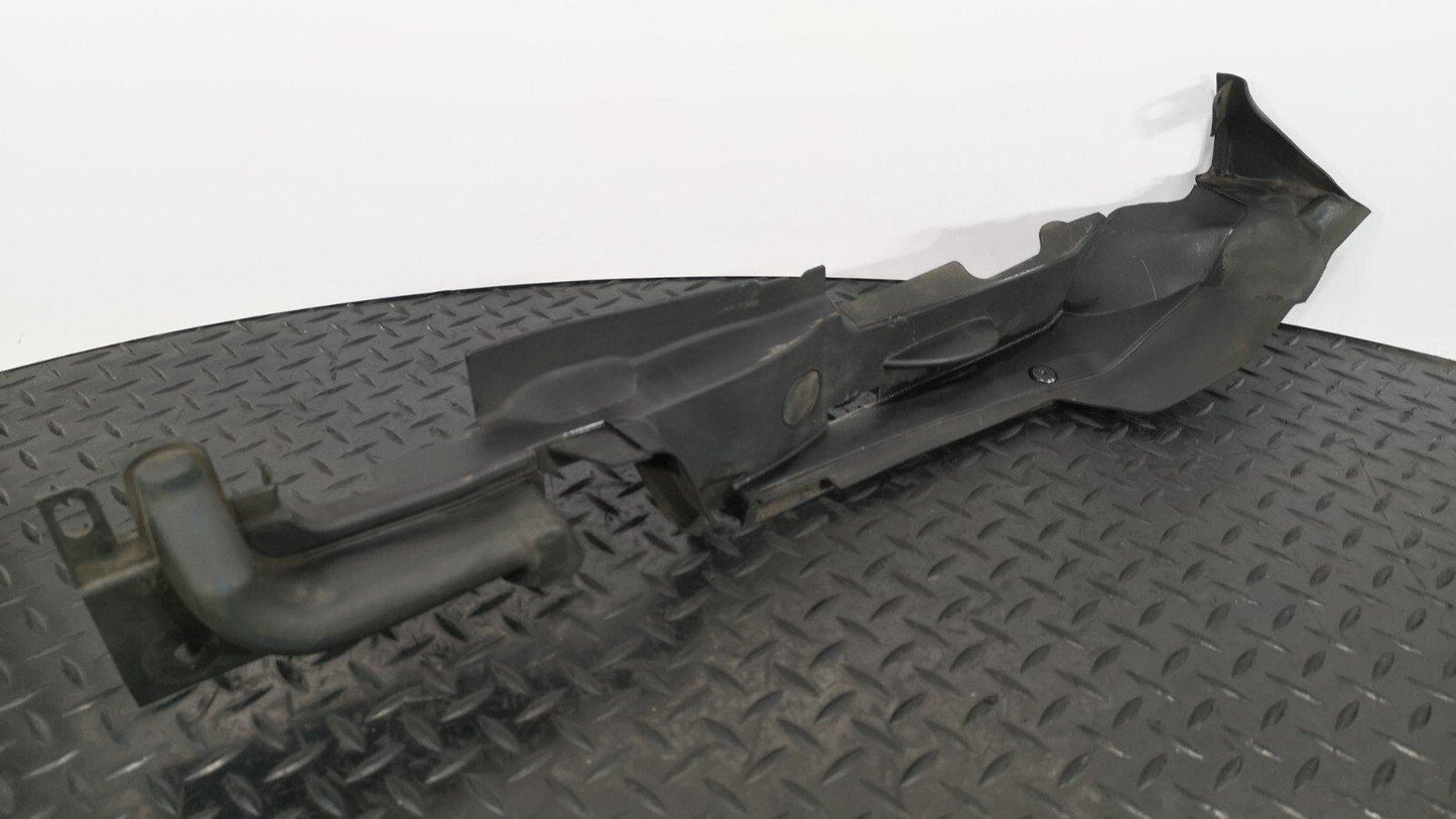16-19 AUDI A4 B9 S-LINE GENUINE RIGHT DRIVER SIDE WING RUBBER SEAL 8W0821170