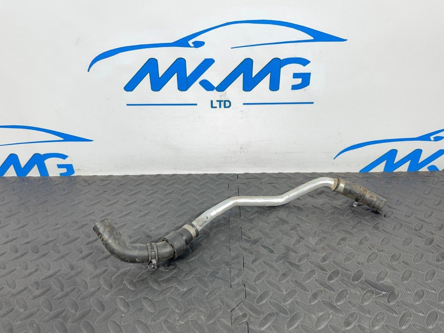 14-21 MERCEDES BENZ C300 W205 GENUINE COOLANT HOSE PIPE A2058303302