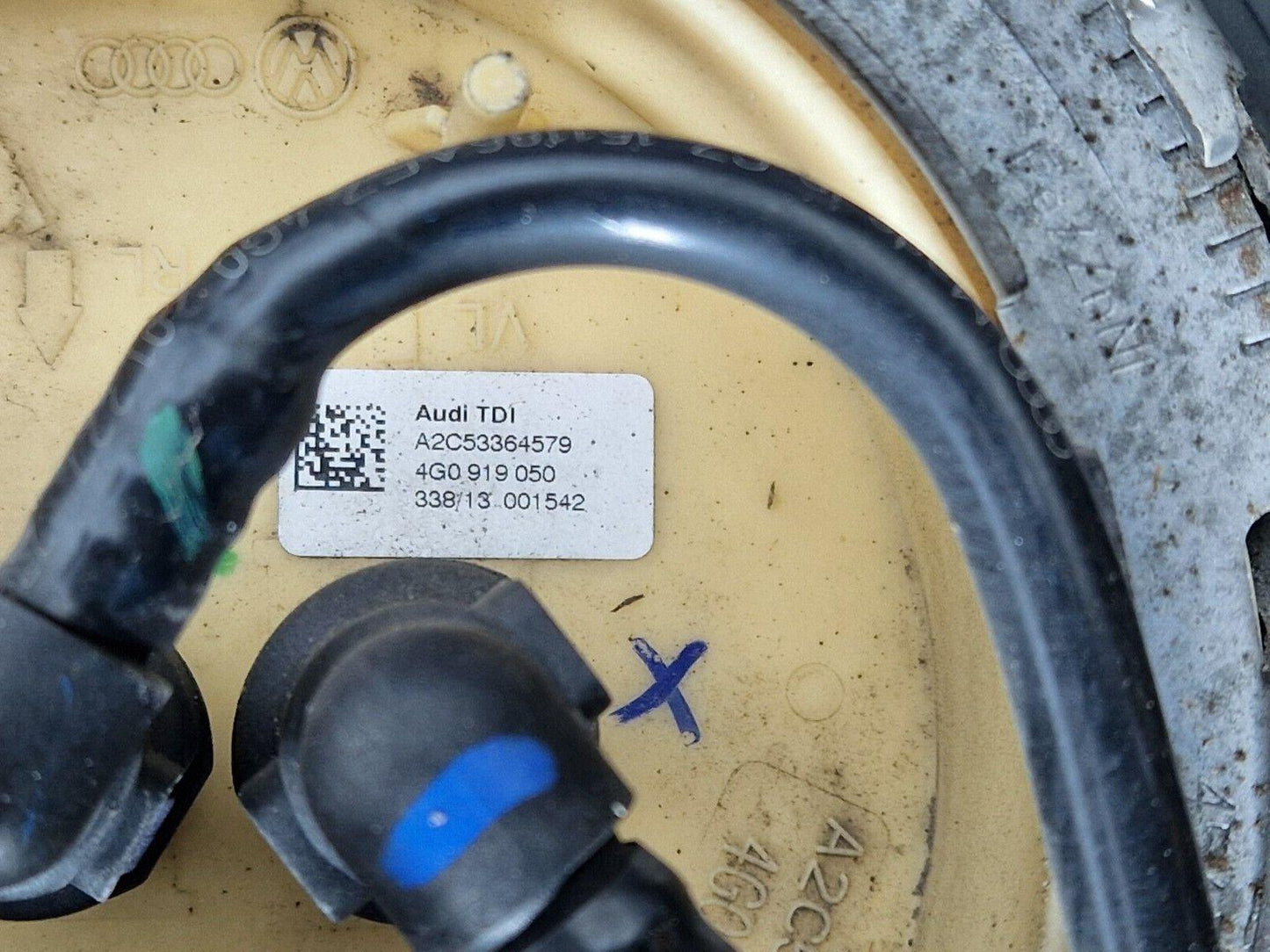 10-18 AUDI A7 4G S-LINE OEM FUEL TANK WITH PUMP & SENDER 4G8201021CD 4G0919050