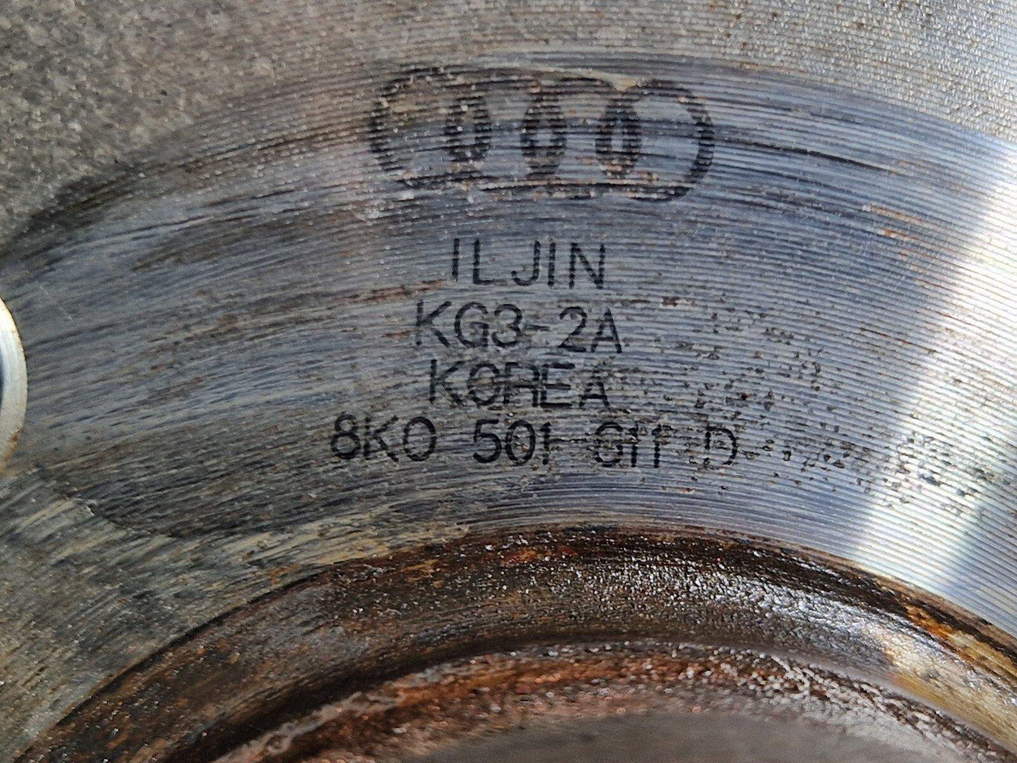 16-19 AUDI A4 B9 N/S/R REAR LEFT SIDE WHEEL HUB & BEARING 8W0505435T 8W0615611D