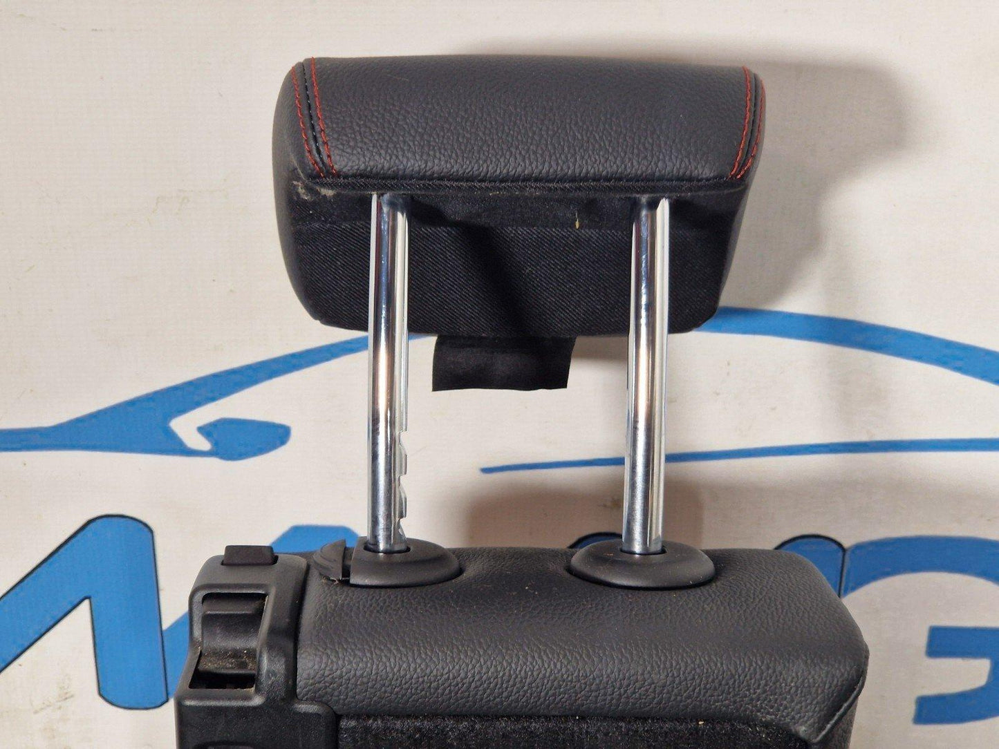 19-ON MERCEDES BENZ A CLASS EQ W177 V177 A250e REAR ARM REST