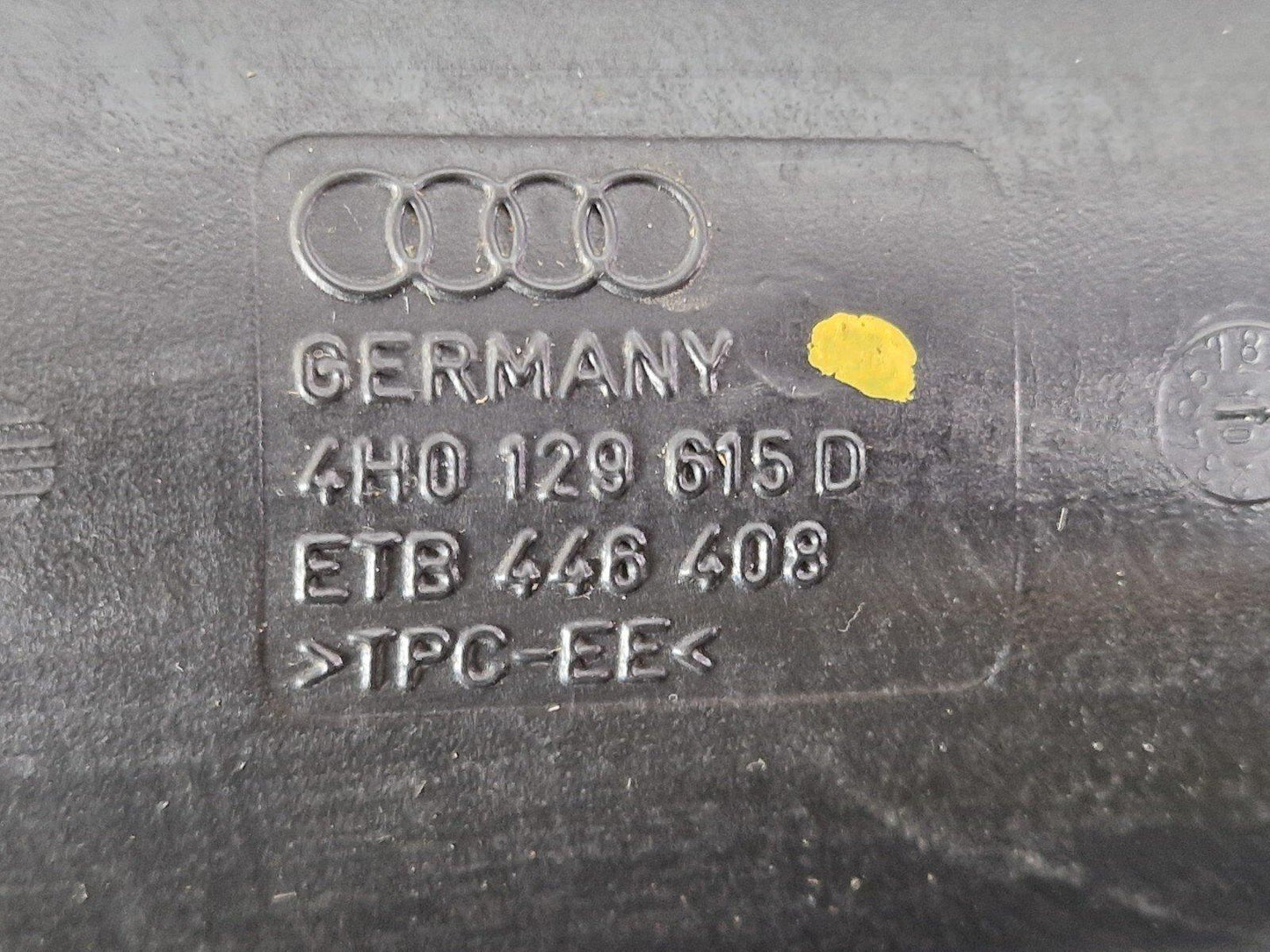 10-17 AUDI A8 4H AIR INTAKE PIPE HOSE DUCT 4H0129615D
