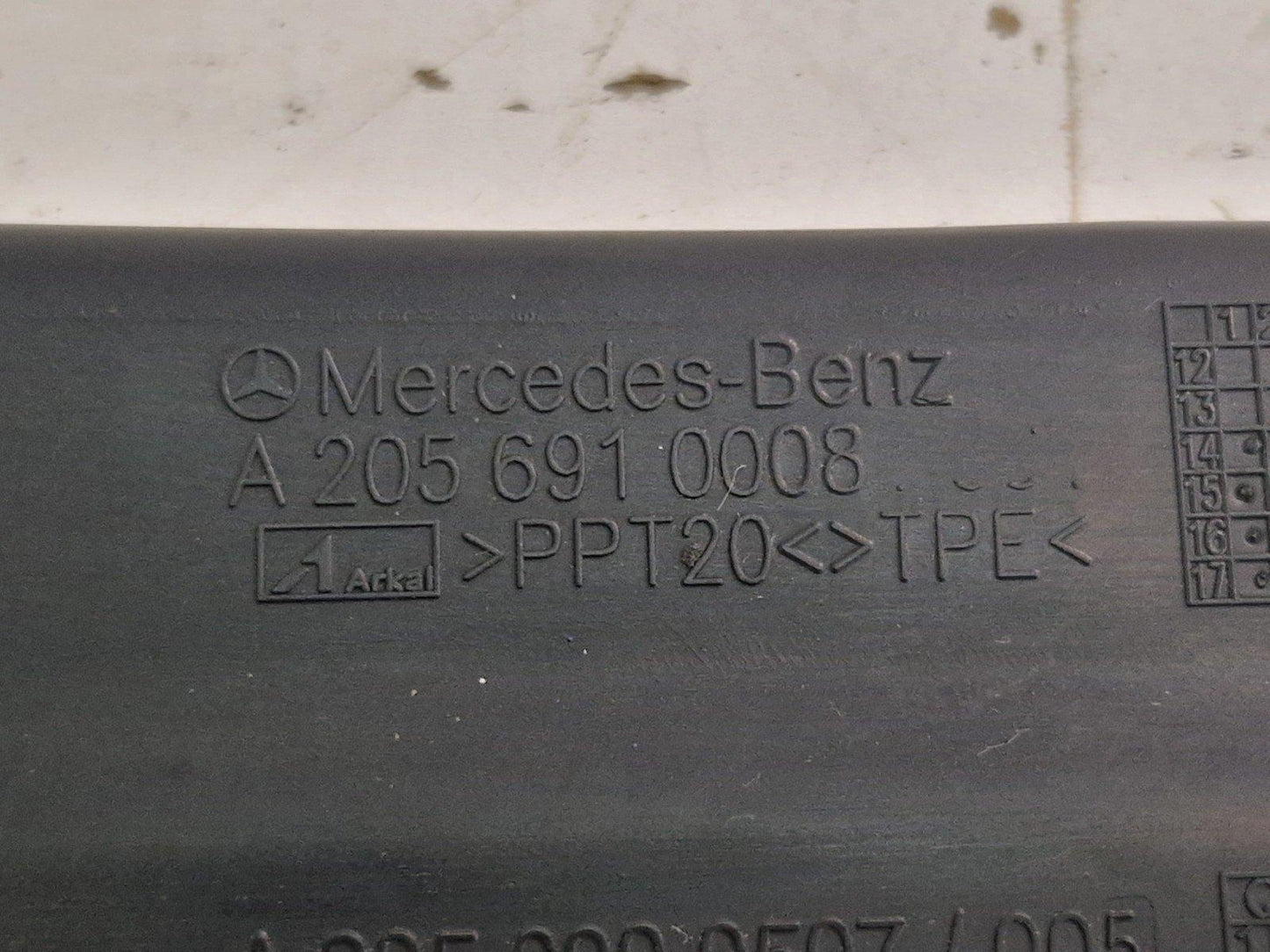 14-21 MERCEDES BENZ OEM REAR BOOT TRUNK TRIM BLACK A2056910008