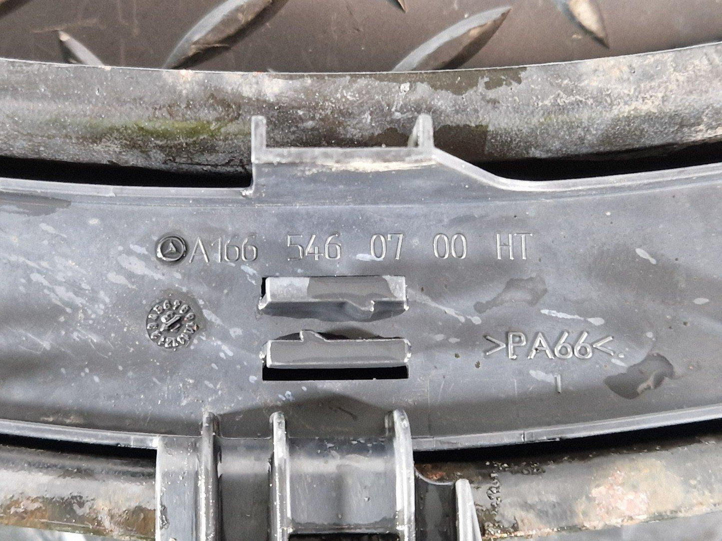 11-19 MERCEDES BENZ ML W166 OEM REAR RIGHT CONTROL ARM A1665460700HT