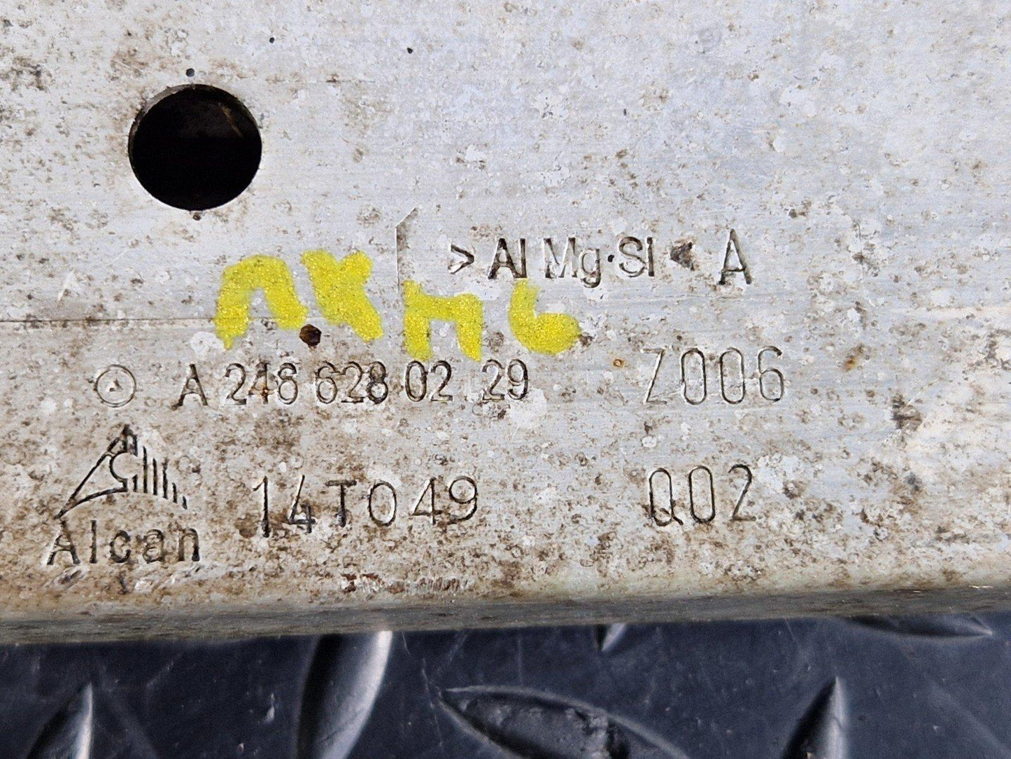 12-18 MERCEDES BENZ B-CLASS W246 FRONT RIGHT REINFORCEMENT BRACKET A2466280229
